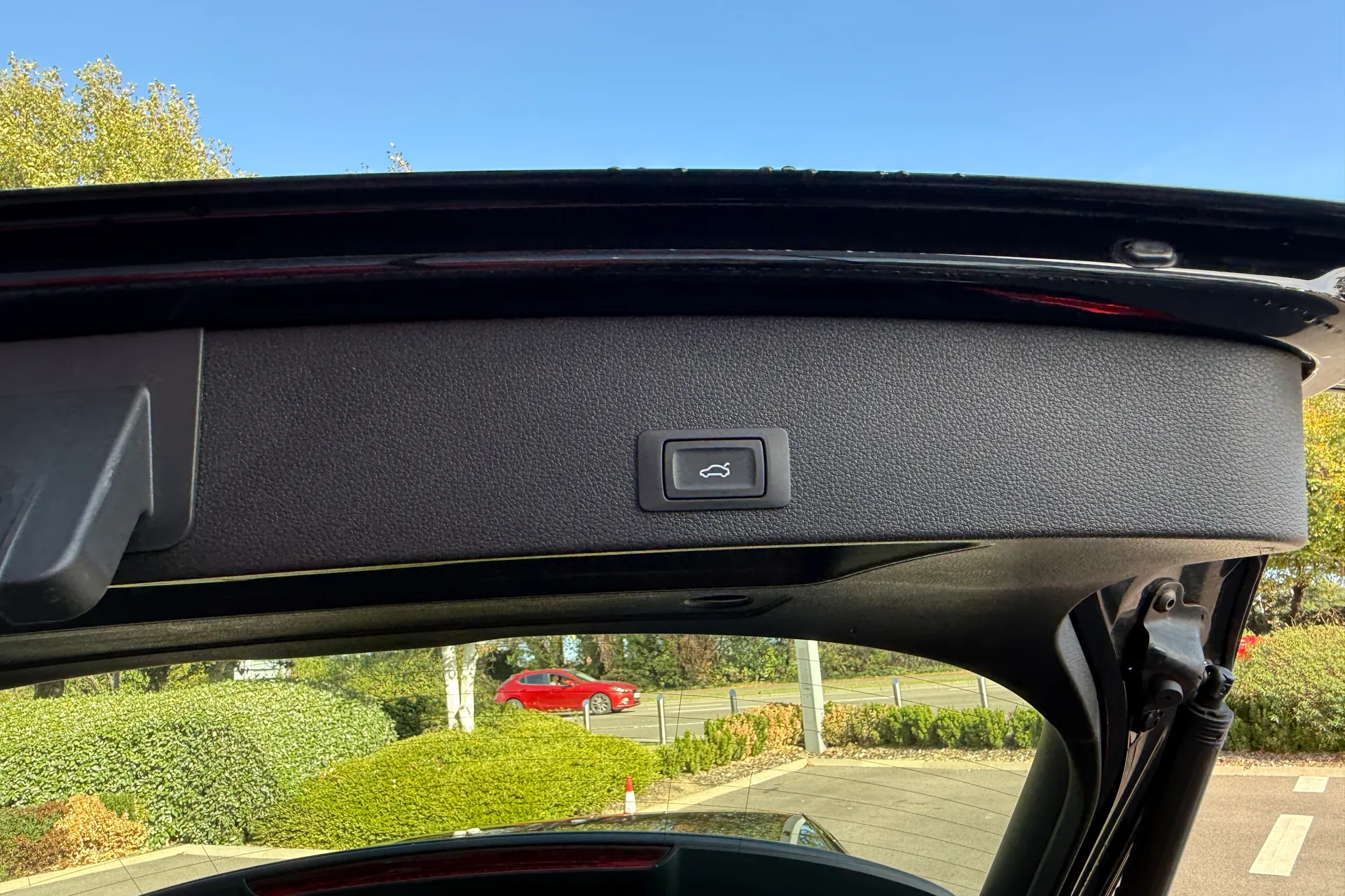Audi Q2 thumbnail image number 34