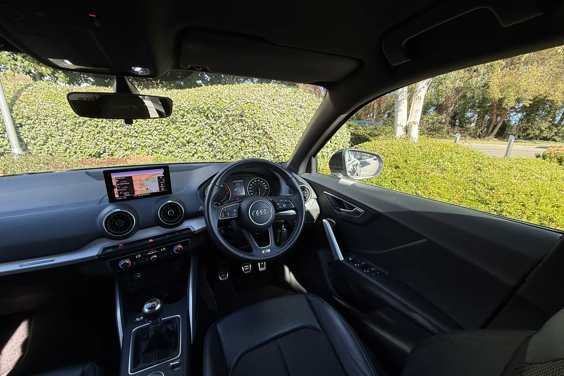 Audi Q2 thumbnail image number 43