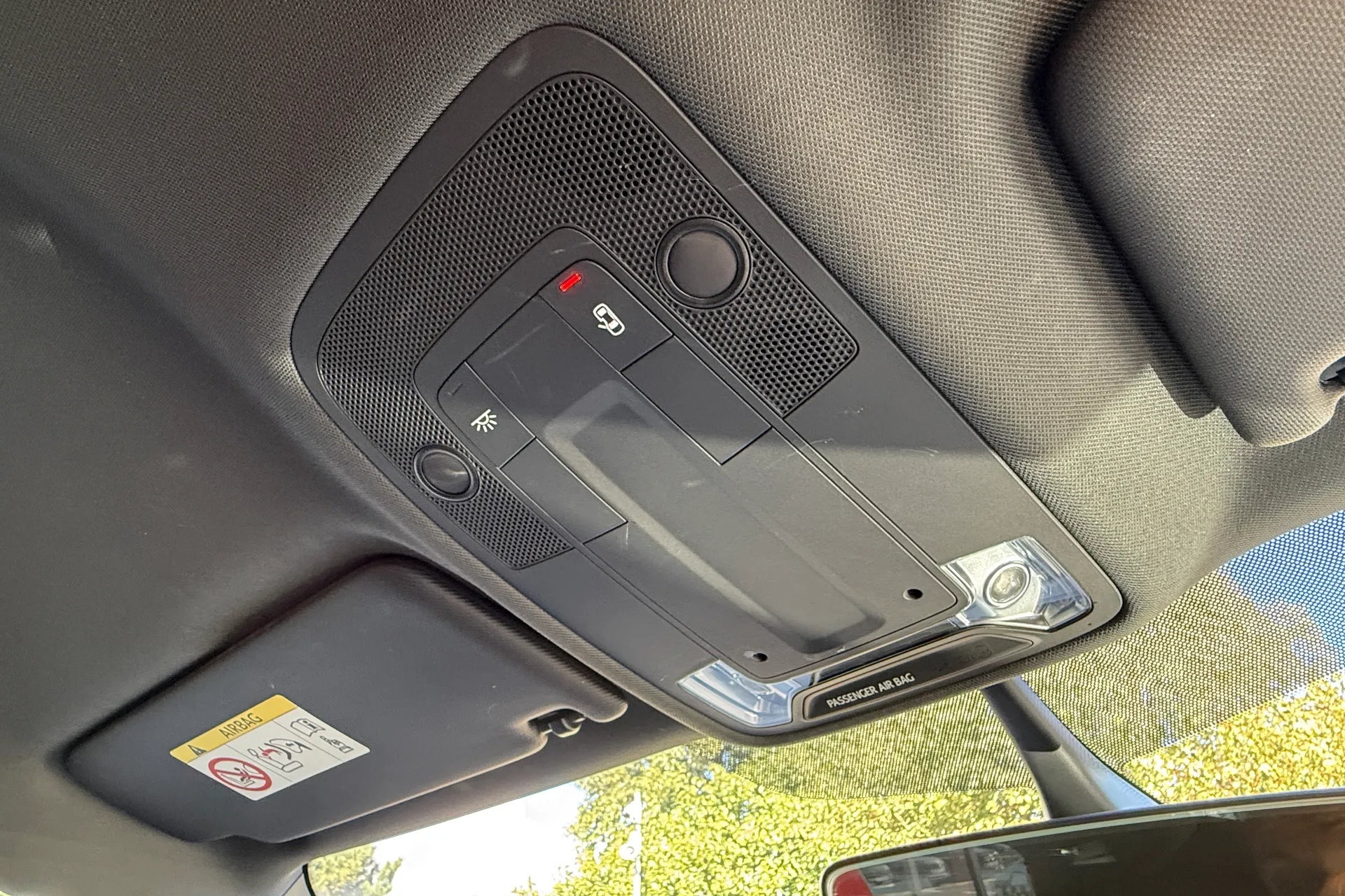 Audi Q2 thumbnail image number 39