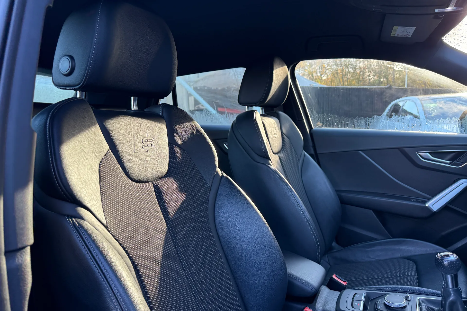 Audi Q2 thumbnail image number 26