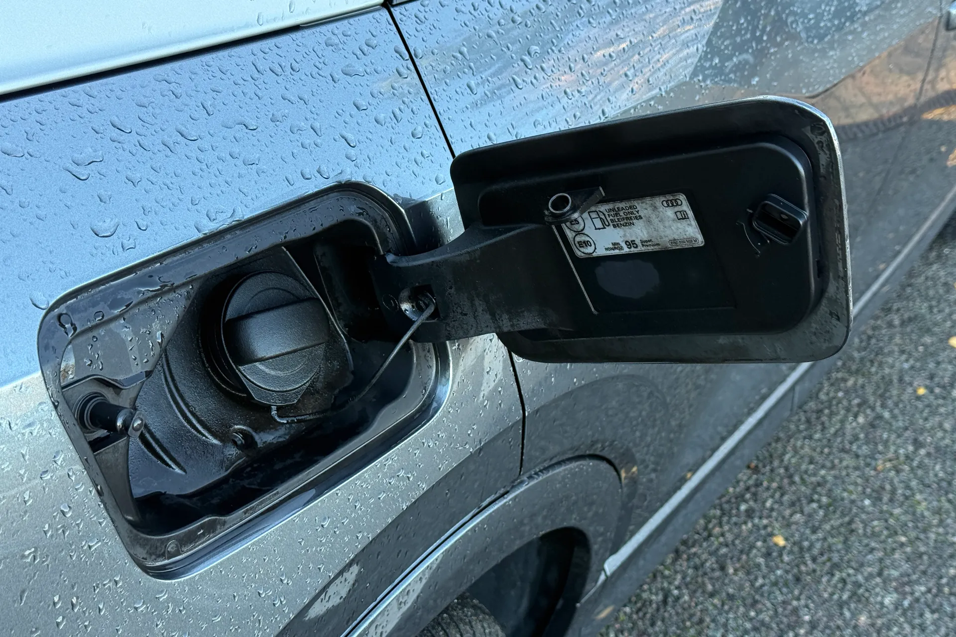 Audi Q2 thumbnail image number 29