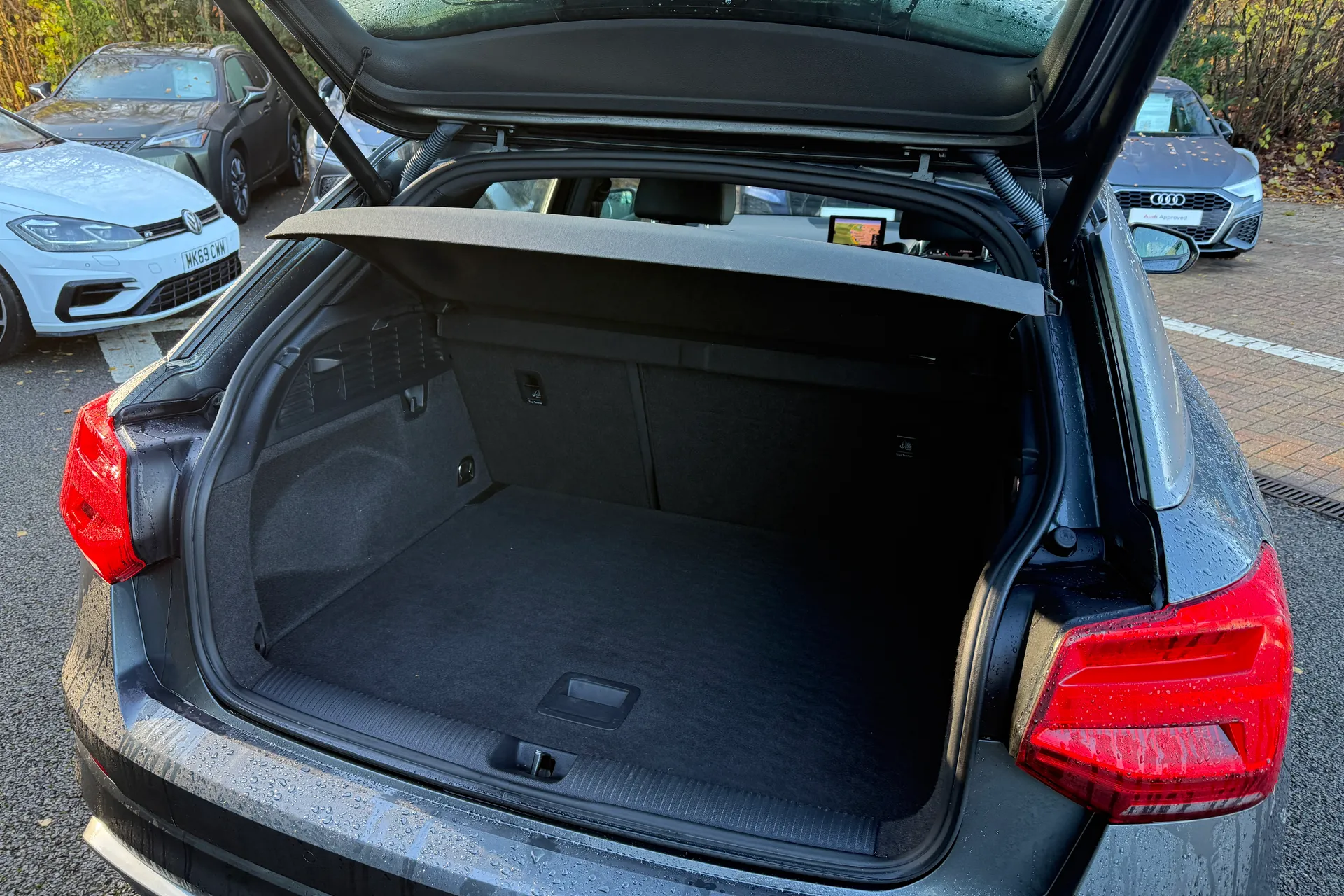 Audi Q2 thumbnail image number 43