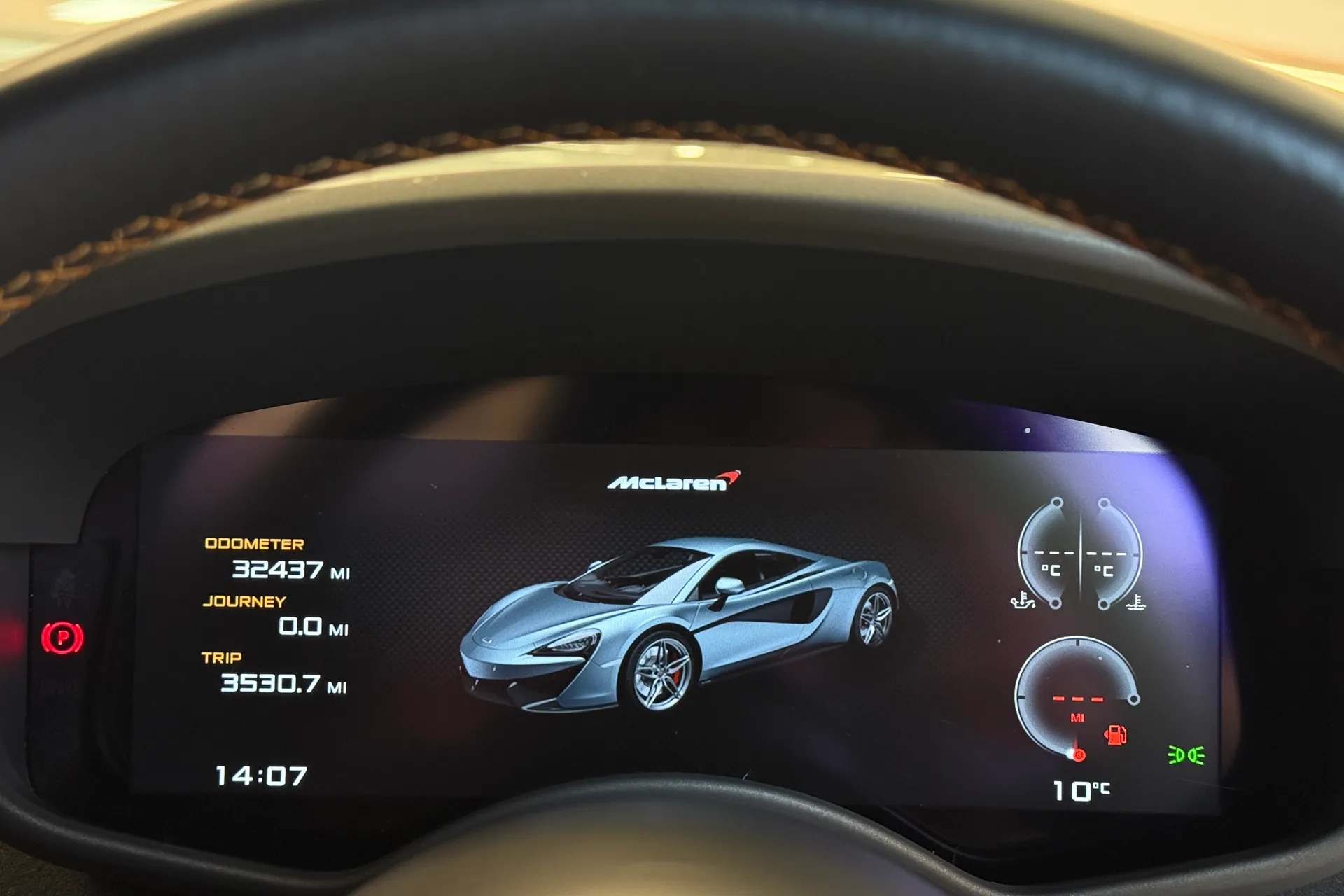 McLaren 540 thumbnail image number 14