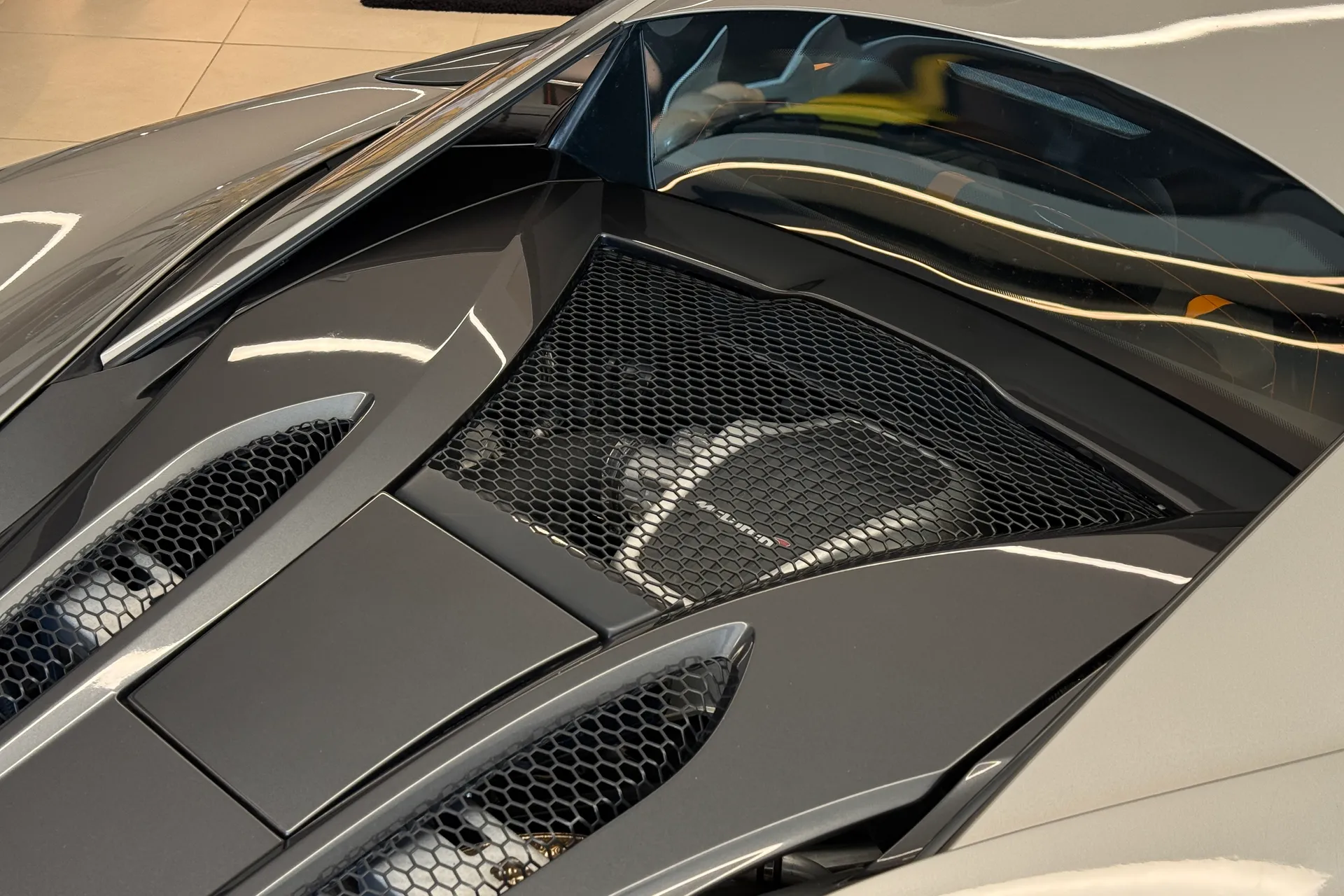 McLaren 540 thumbnail image number 18