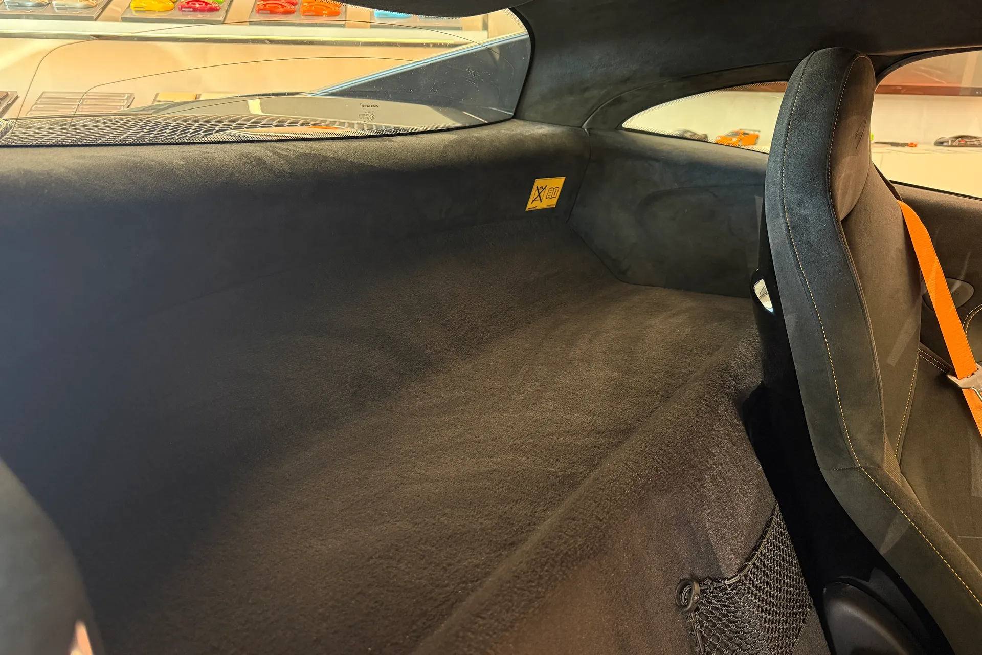 McLaren 540 thumbnail image number 17