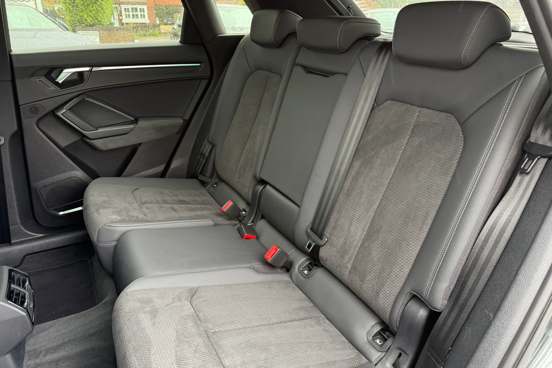 Audi Q3 thumbnail image number 52
