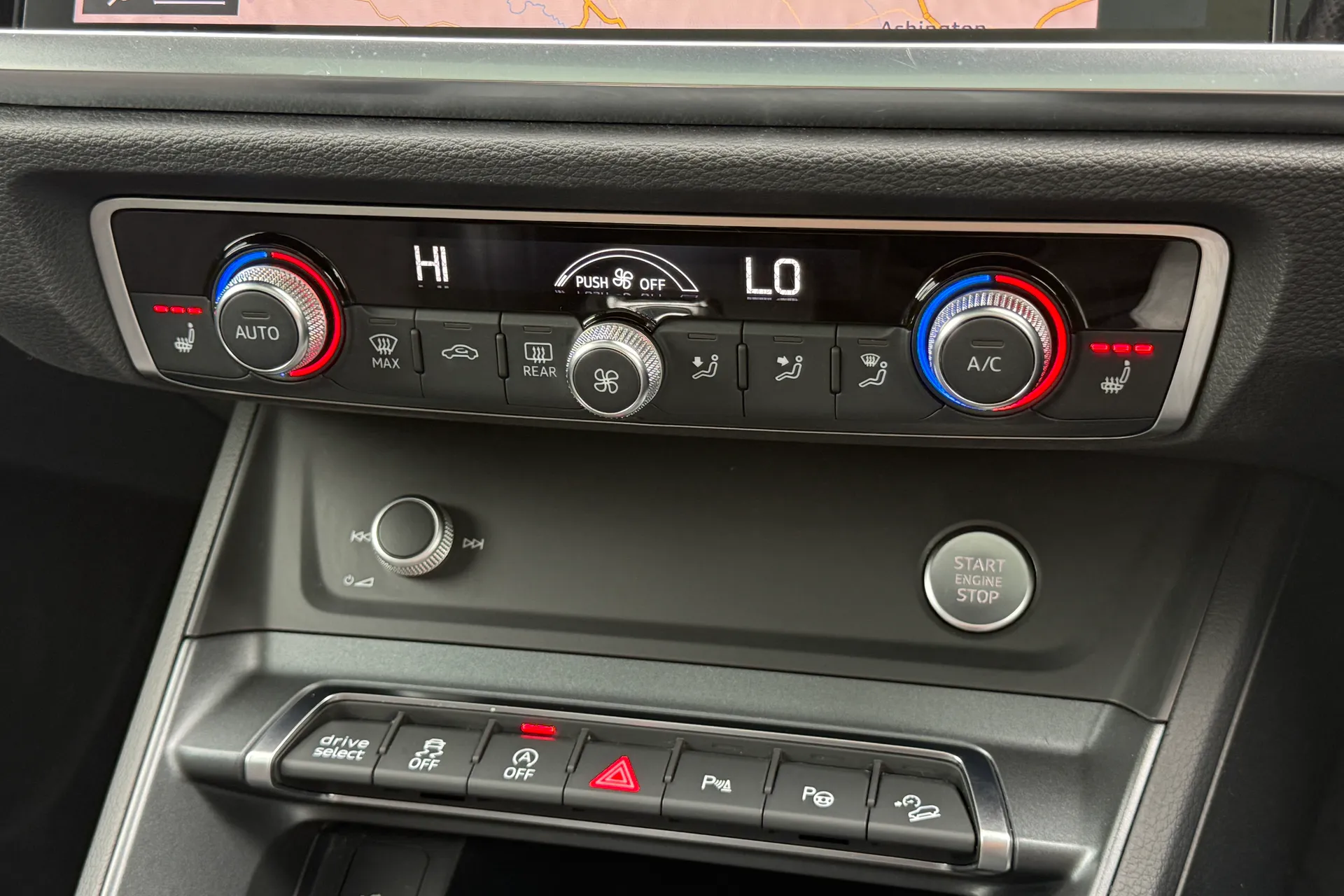 Audi Q3 thumbnail image number 20