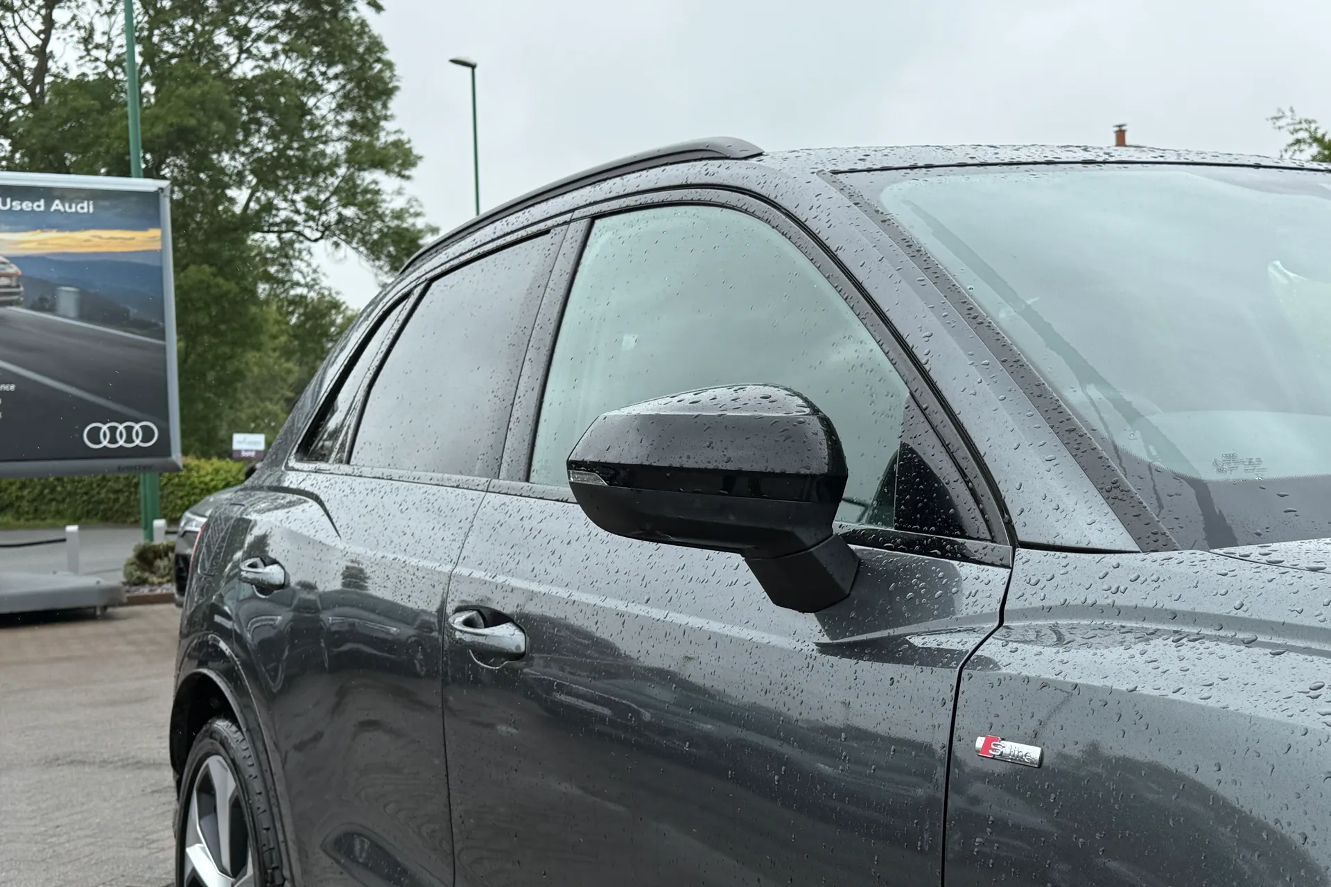 Audi Q3 thumbnail image number 58