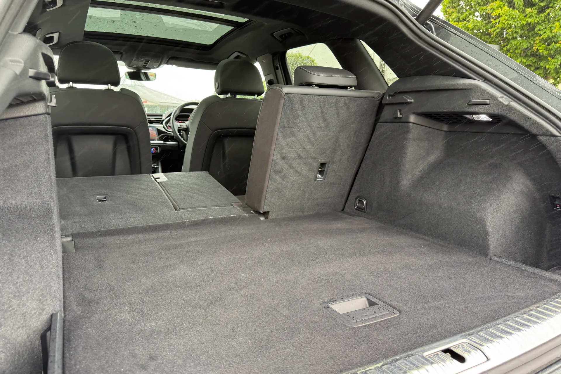 Audi Q3 thumbnail image number 45