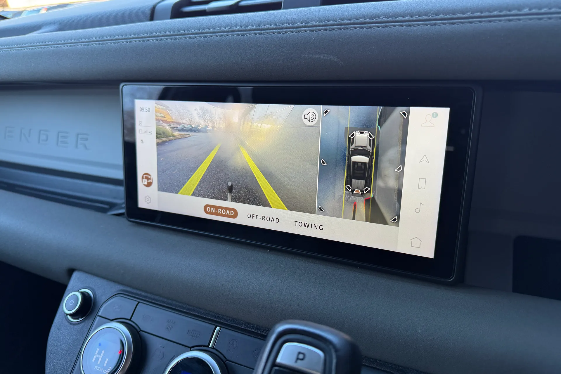 LAND ROVER DEFENDER thumbnail image number 6