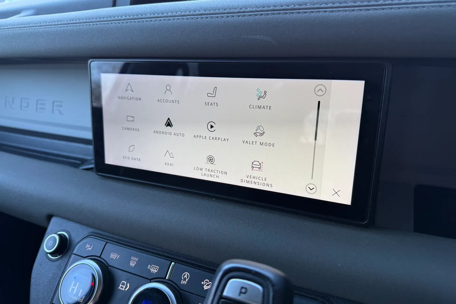 LAND ROVER DEFENDER thumbnail image number 52