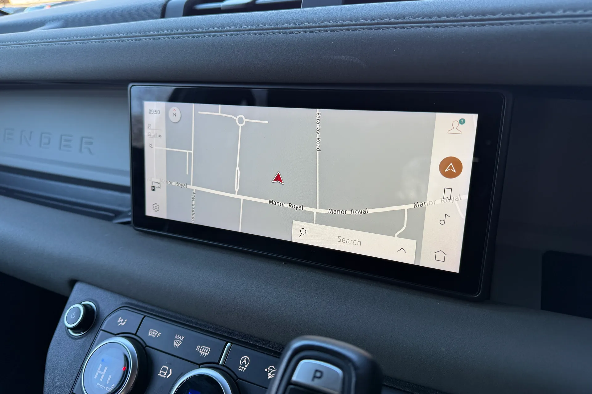 LAND ROVER DEFENDER thumbnail image number 5