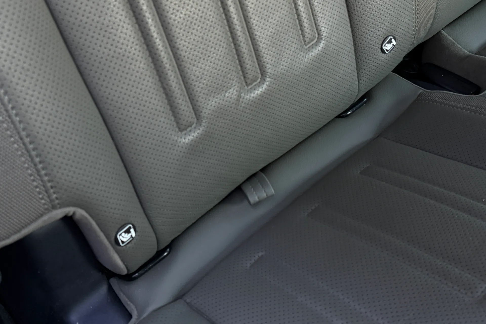 LAND ROVER DEFENDER thumbnail image number 39