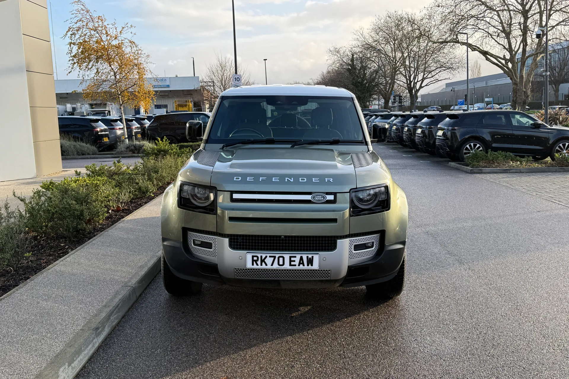 LAND ROVER DEFENDER thumbnail image number 18