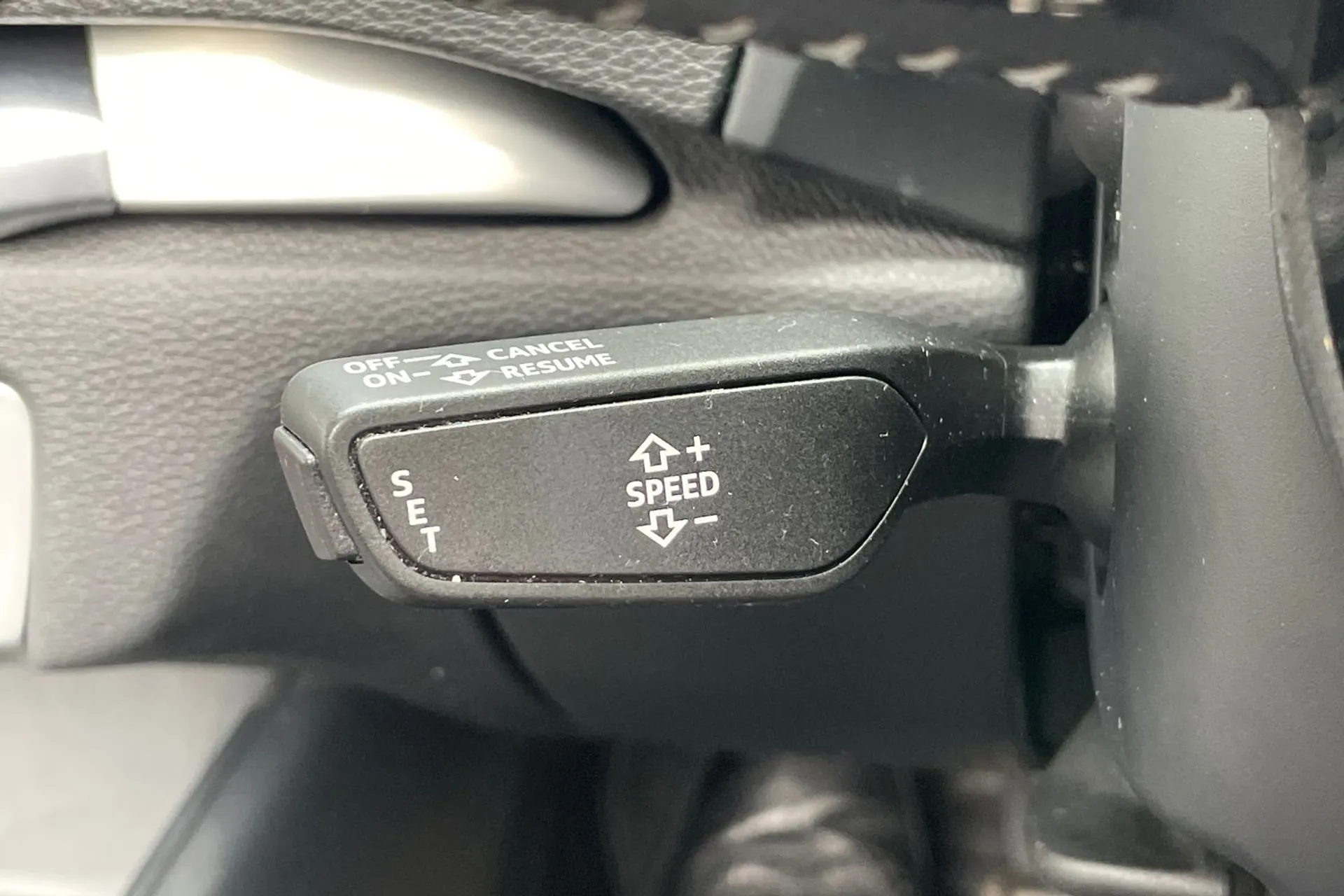 Audi A3 thumbnail image number 37