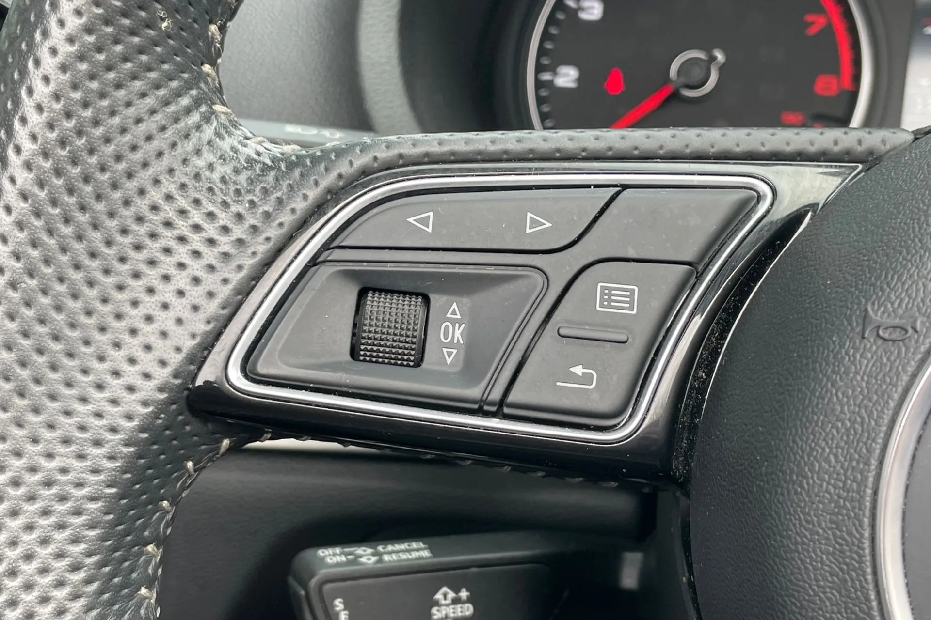 Audi A3 thumbnail image number 35