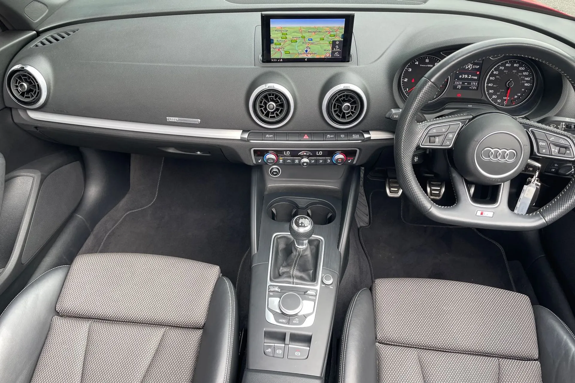 Audi A3 thumbnail image number 34