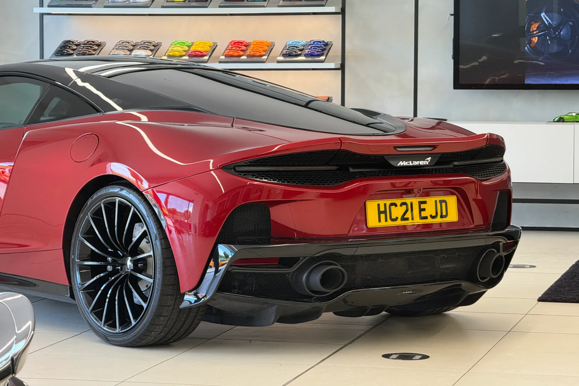 McLaren GT thumbnail image number 33