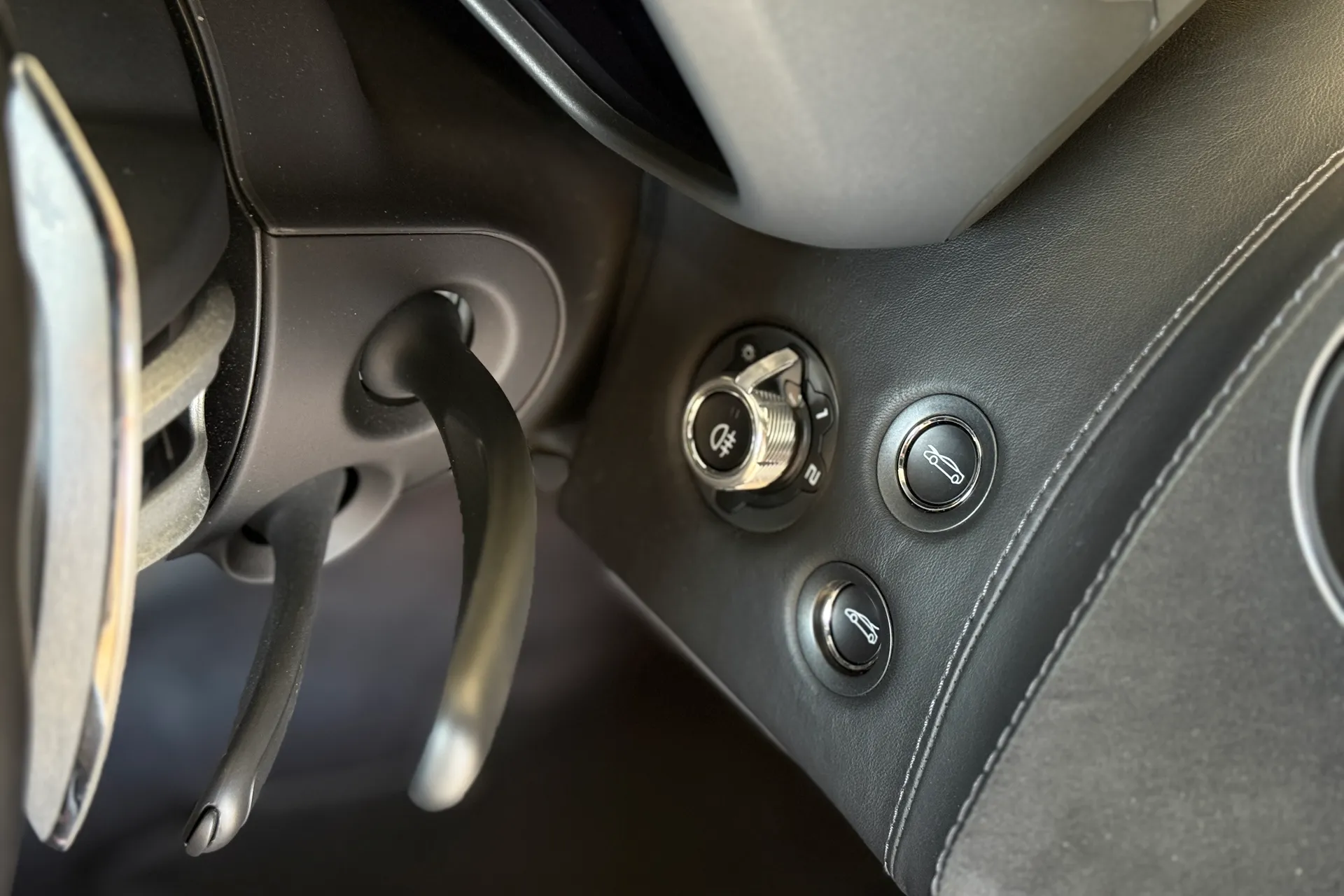 McLaren GT thumbnail image number 13