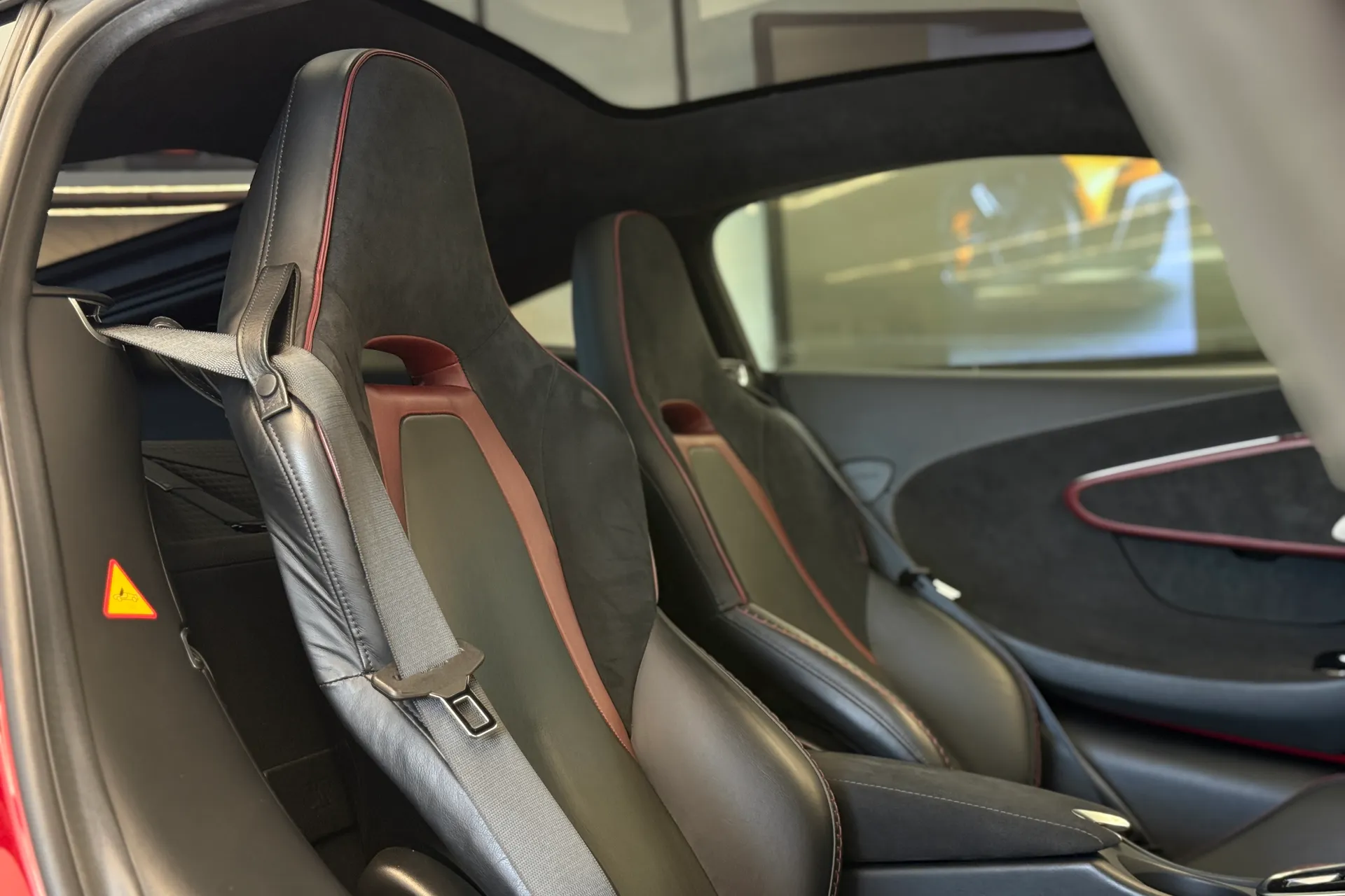 McLaren GT thumbnail image number 7