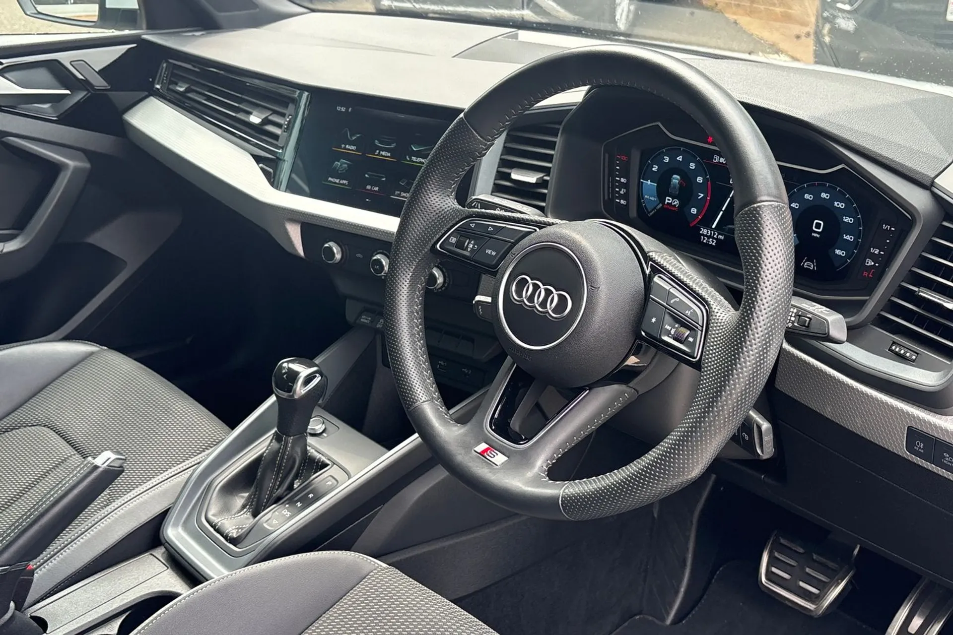 Audi A1 thumbnail image number 25