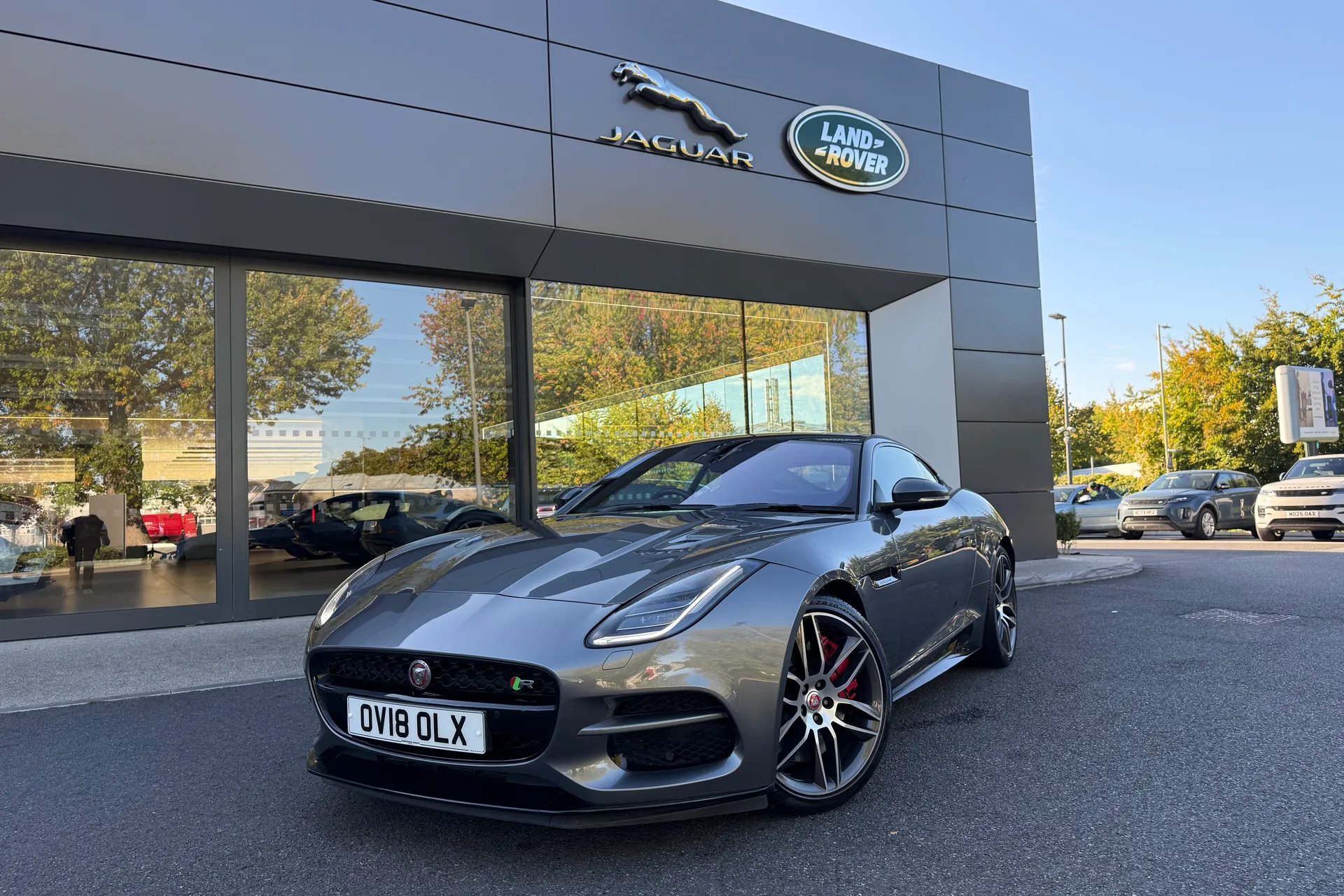 Jaguar F-TYPE thumbnail image number 28