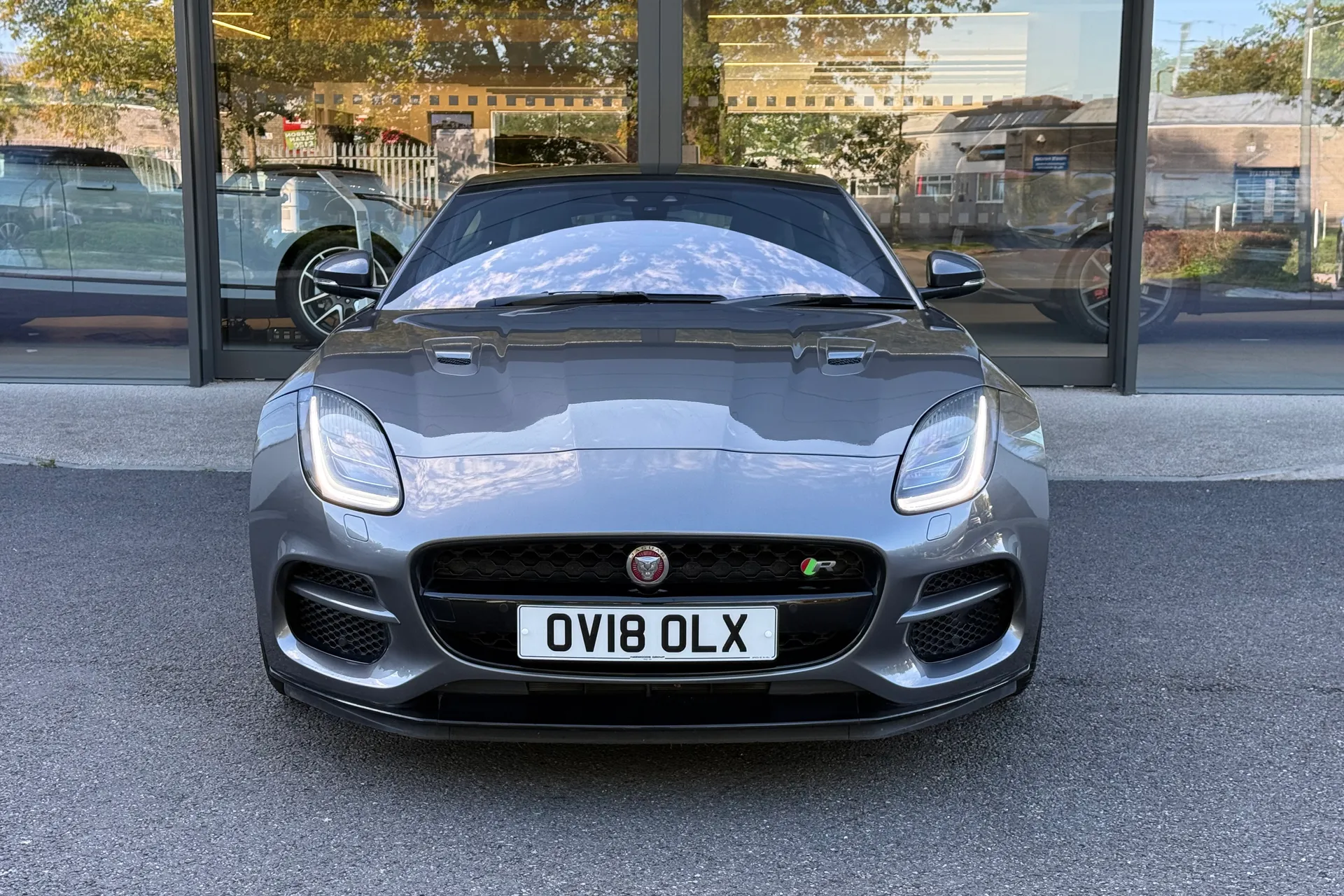 Jaguar F-TYPE thumbnail image number 6