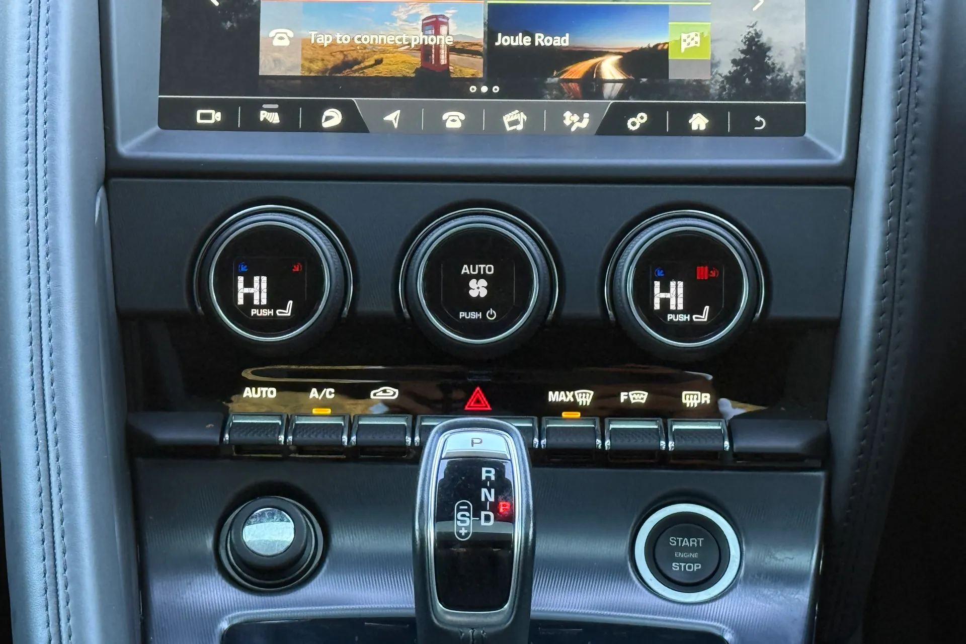 Jaguar F-TYPE thumbnail image number 14