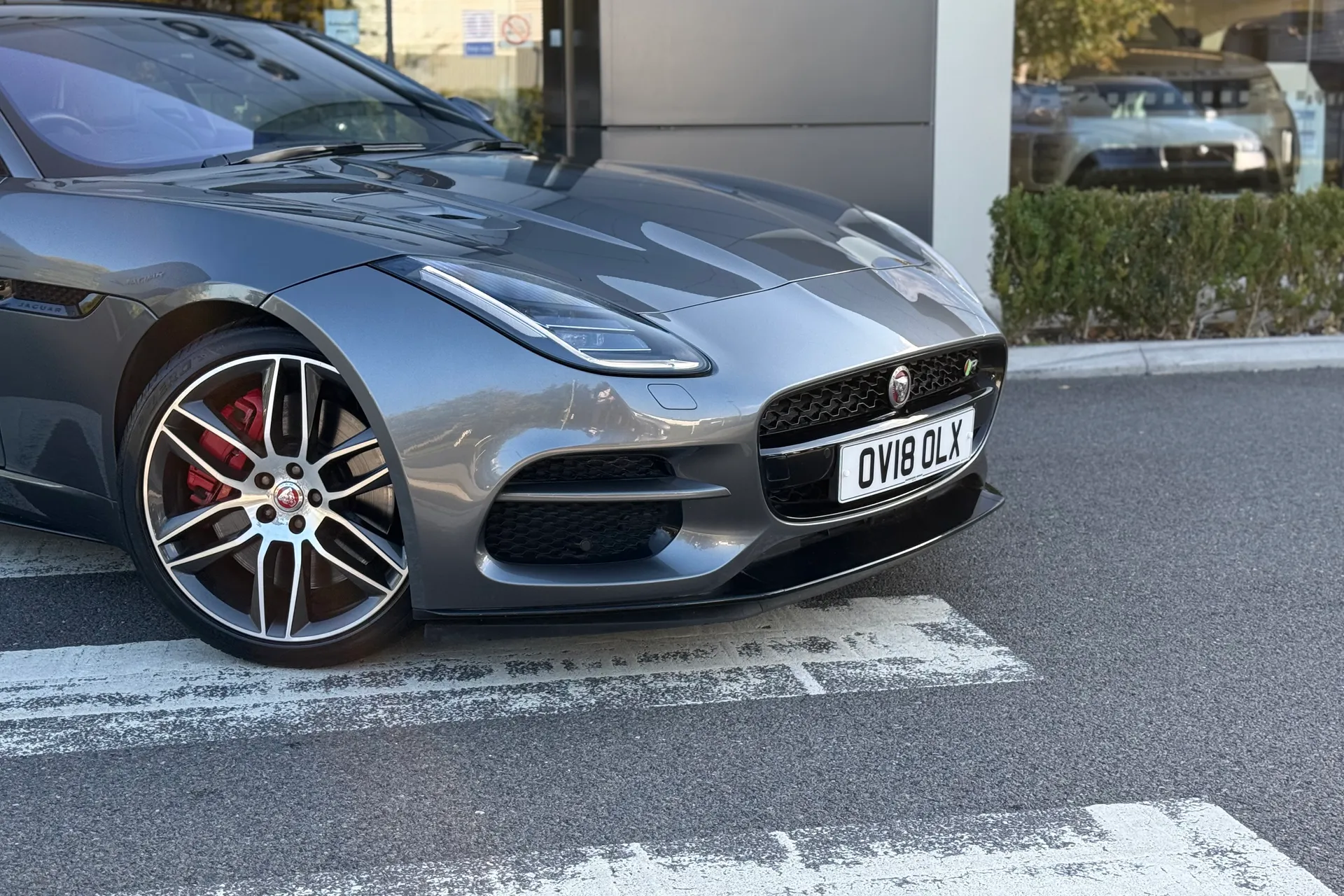 Jaguar F-TYPE thumbnail image number 30