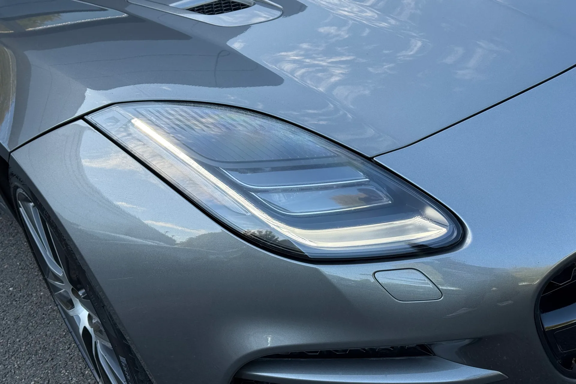 Jaguar F-TYPE thumbnail image number 49