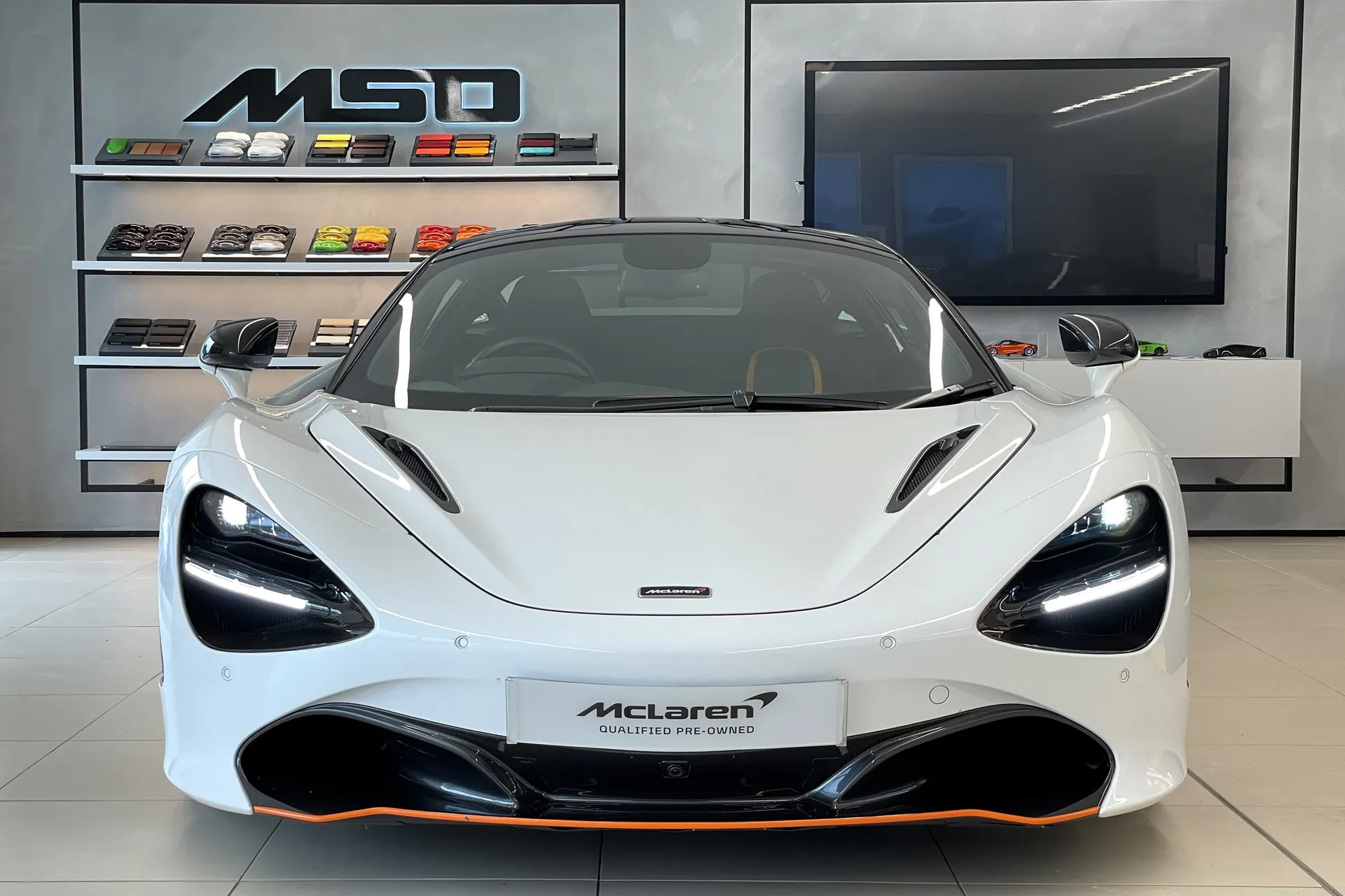 McLaren 720 thumbnail image number 56