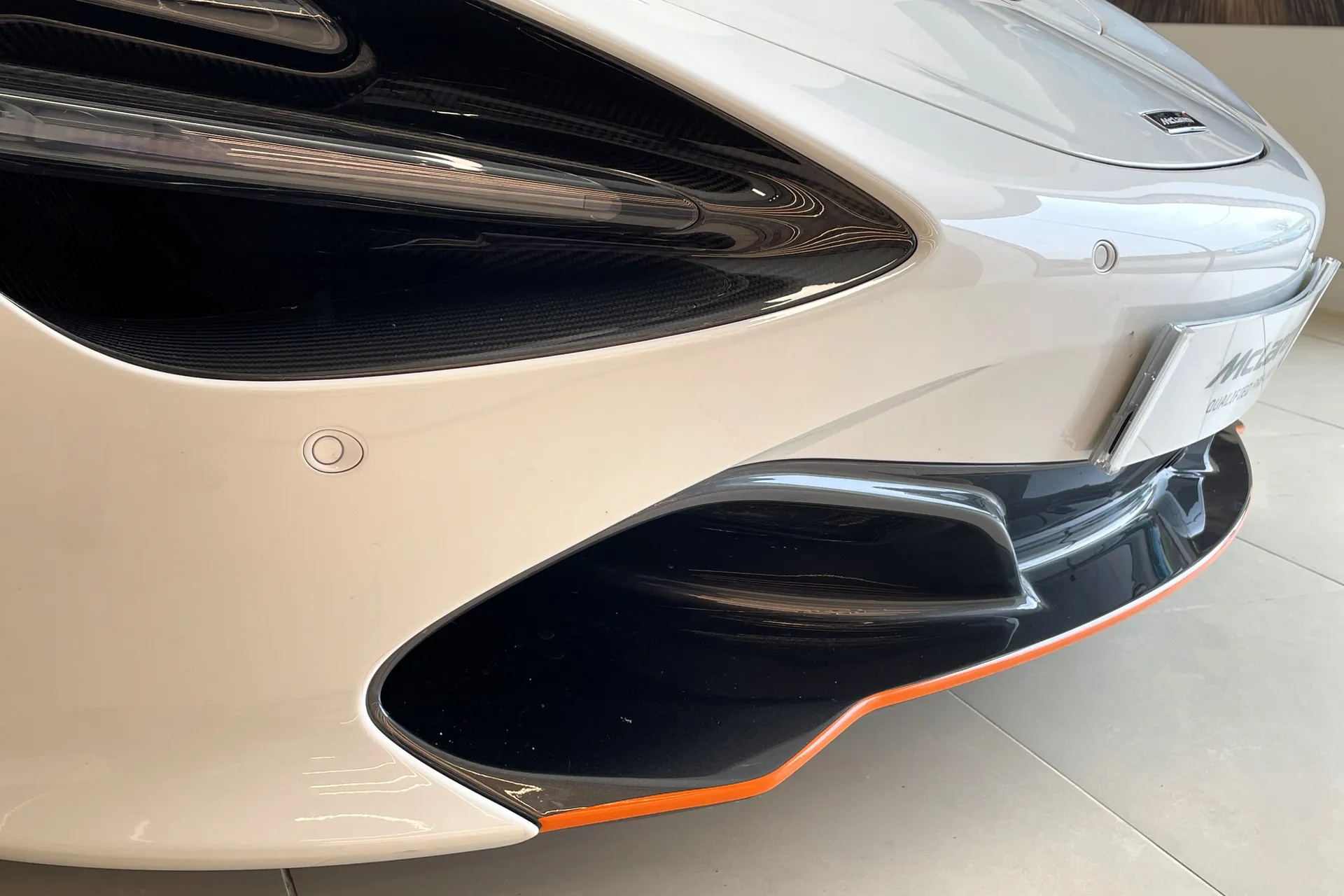 McLaren 720 thumbnail image number 53