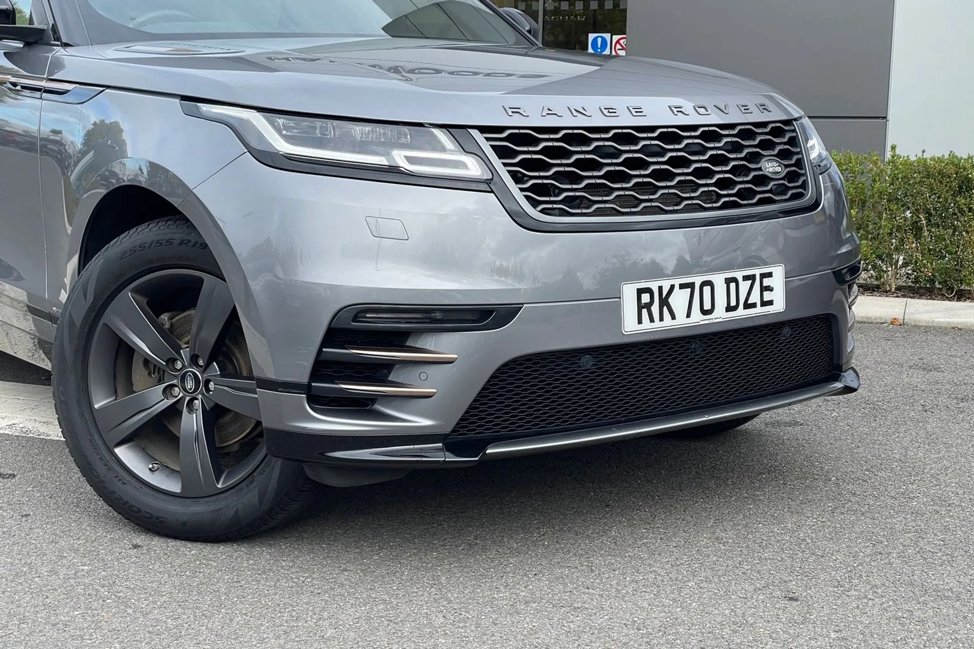 LAND ROVER RANGE ROVER VELAR thumbnail image number 30