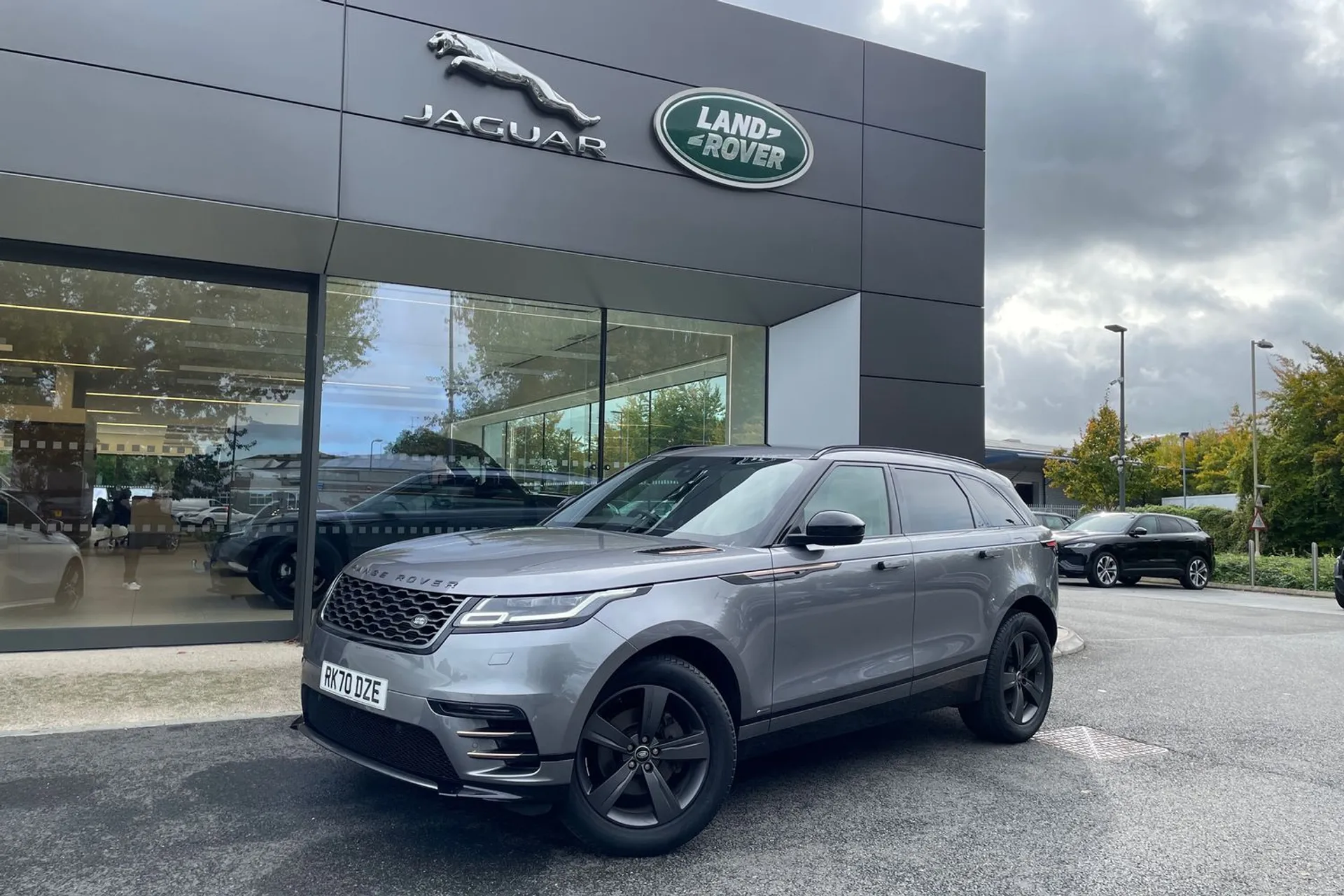 LAND ROVER RANGE ROVER VELAR thumbnail image number 28