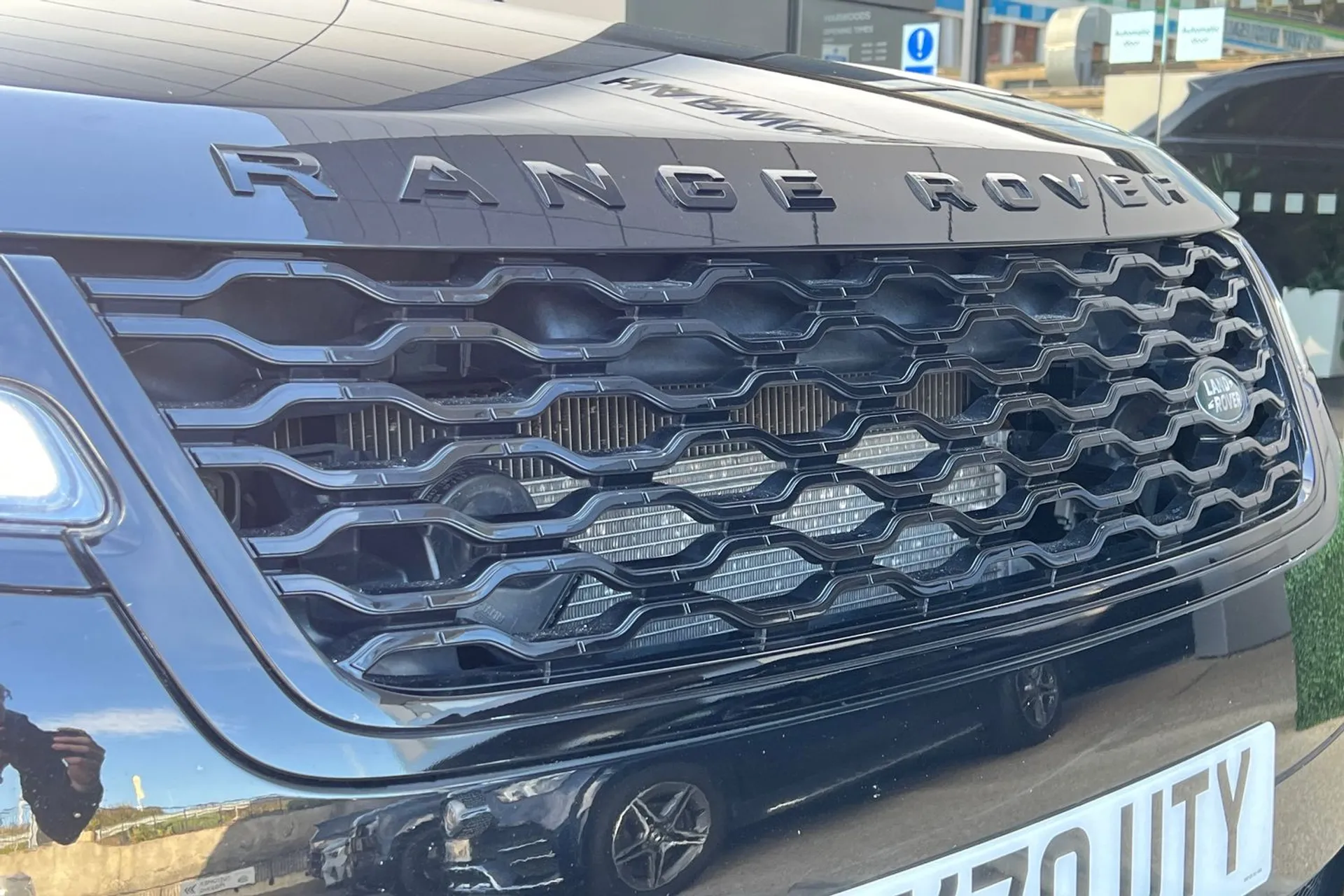 LAND ROVER RANGE ROVER VELAR thumbnail image number 64