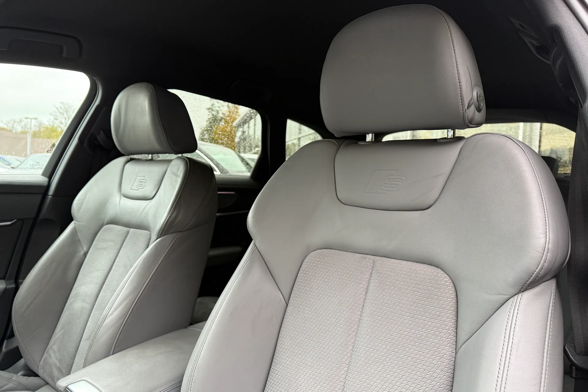 Audi A6 thumbnail image number 17