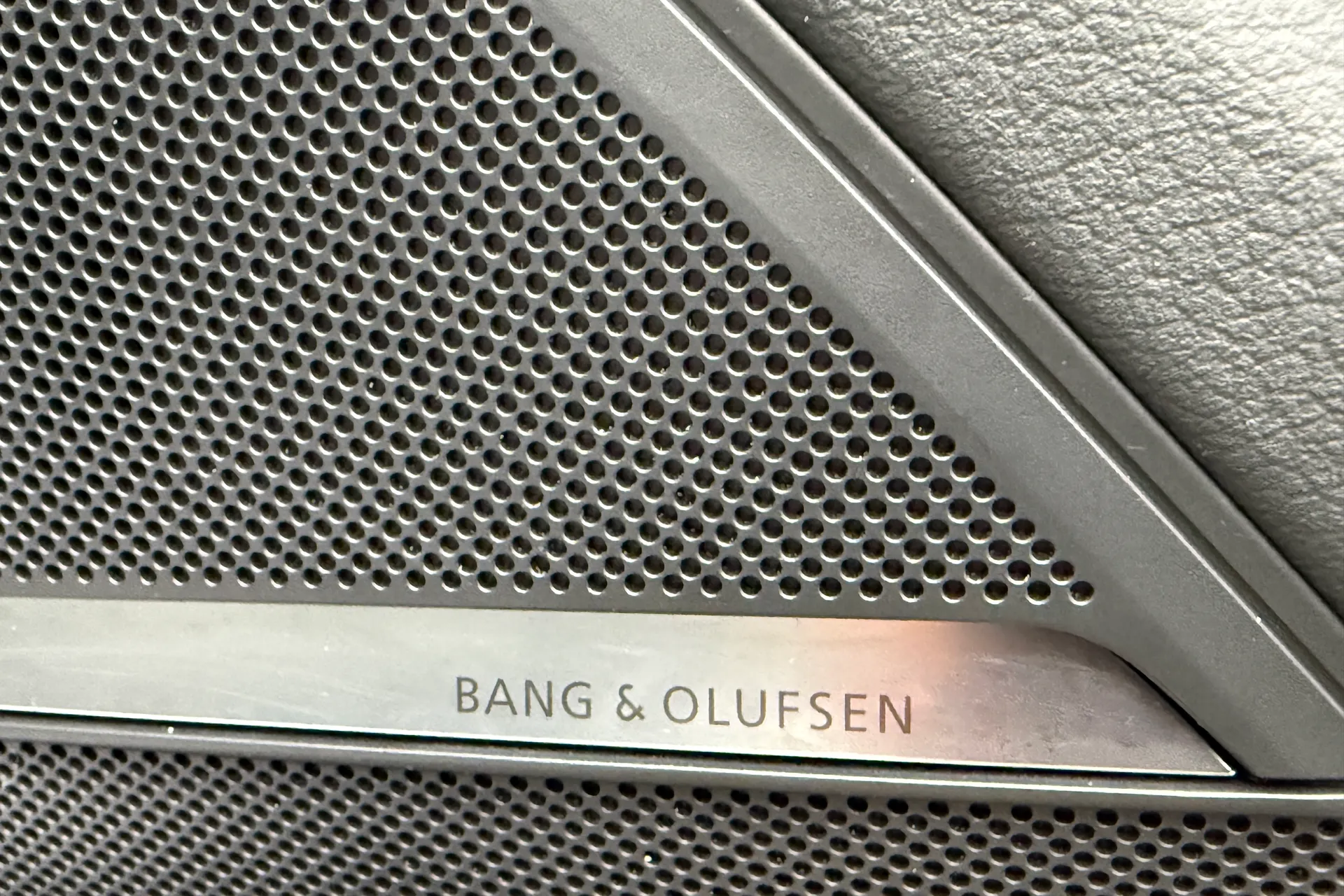 Audi A6 thumbnail image number 34