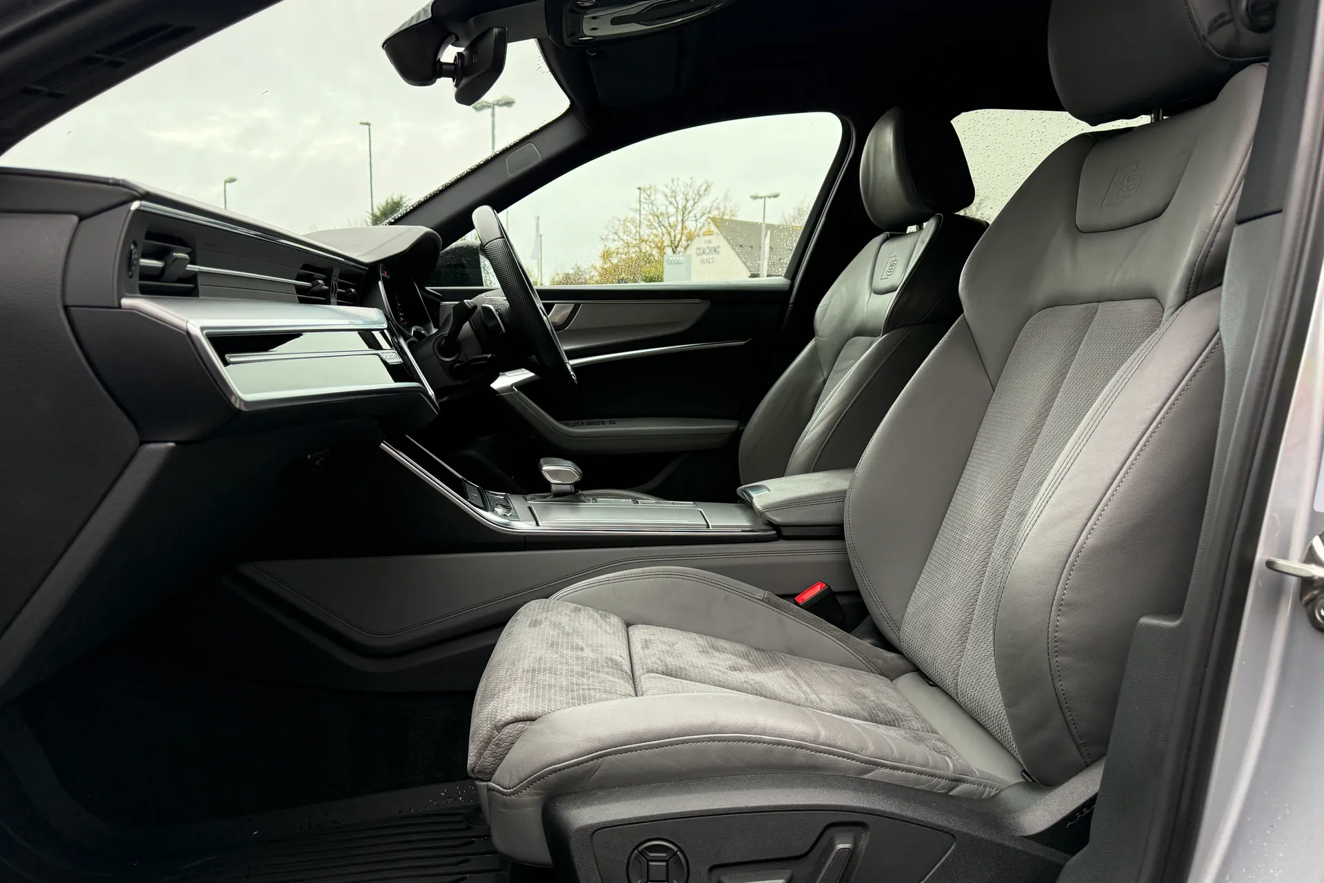 Audi A6 thumbnail image number 16