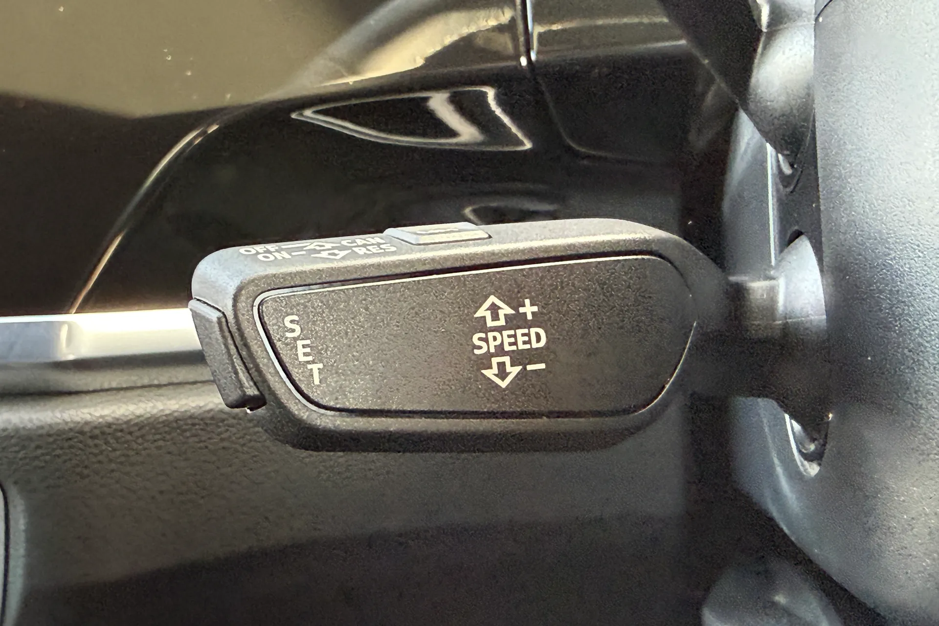 Audi Q3 thumbnail image number 14