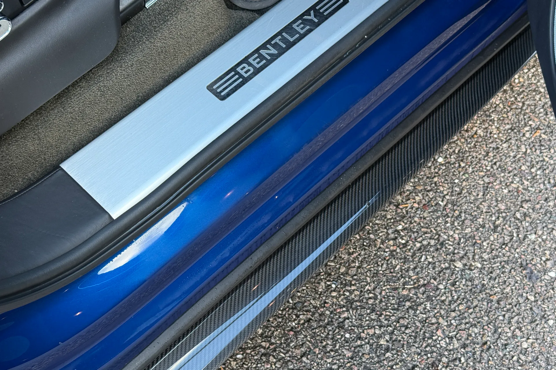 Bentley BENTAYGA thumbnail image number 38