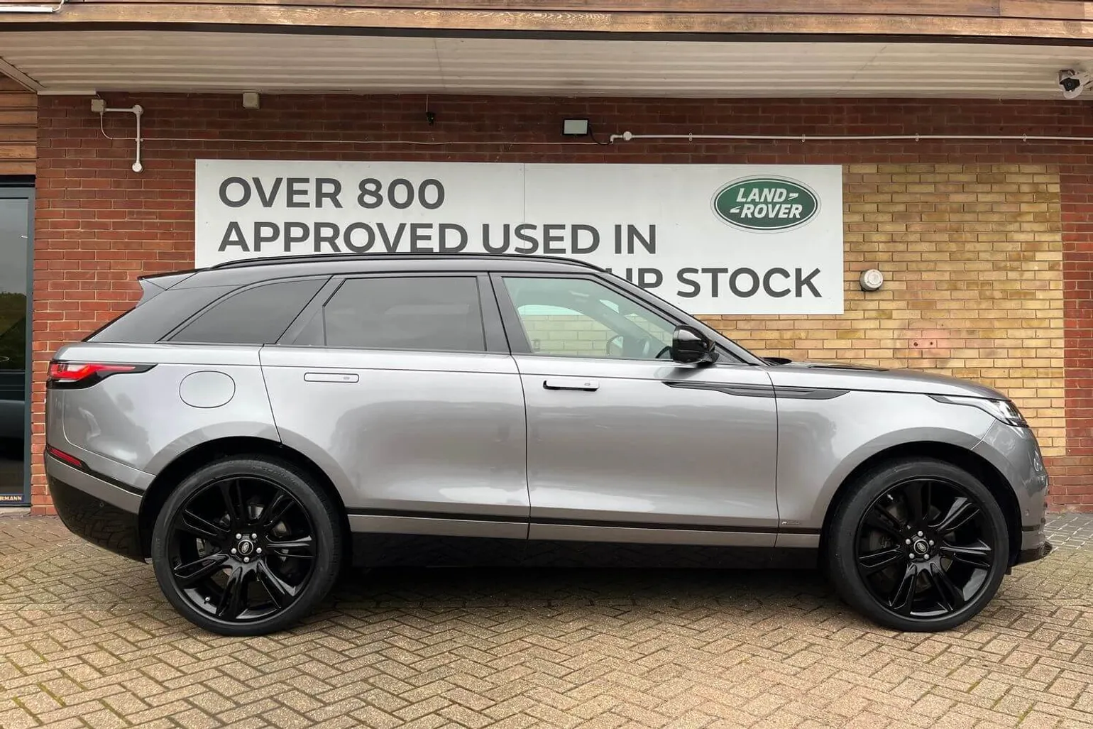 Used 2021 LAND ROVER RANGE ROVER VELAR RDynamic SE GV70GHH Harwoods