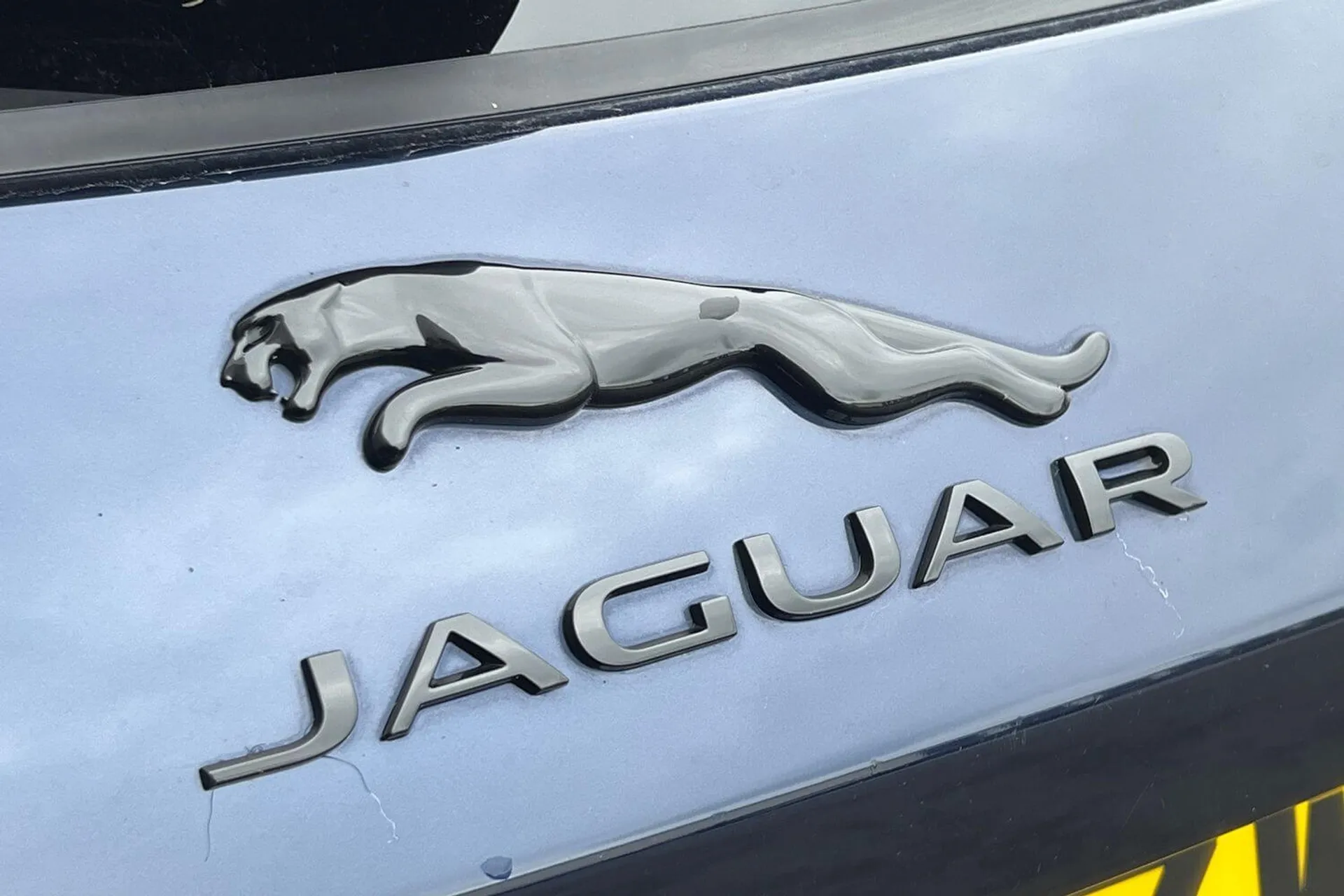 Jaguar F-PACE thumbnail image number 57