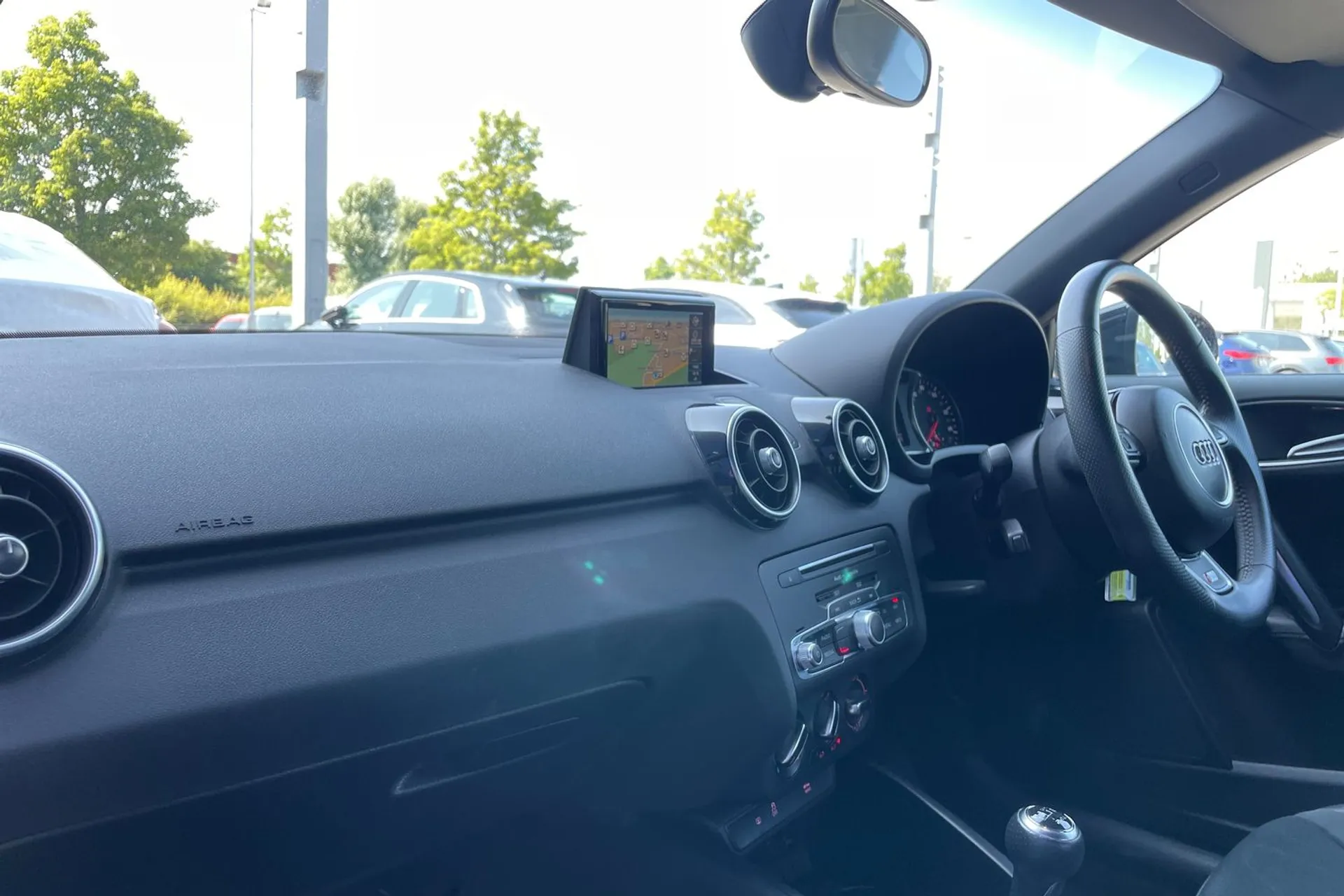 Audi A1 thumbnail image number 26