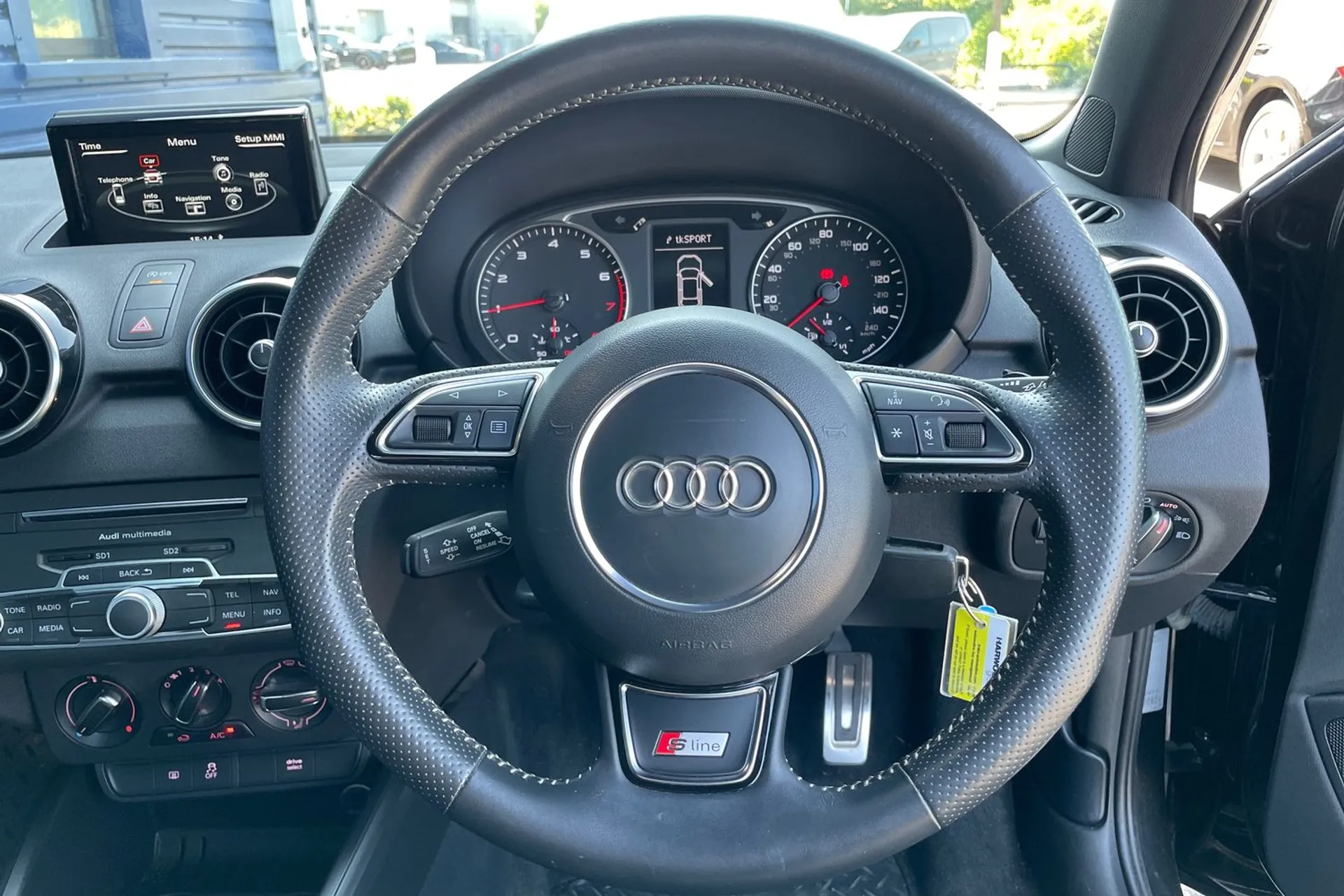 Audi A1 thumbnail image number 36