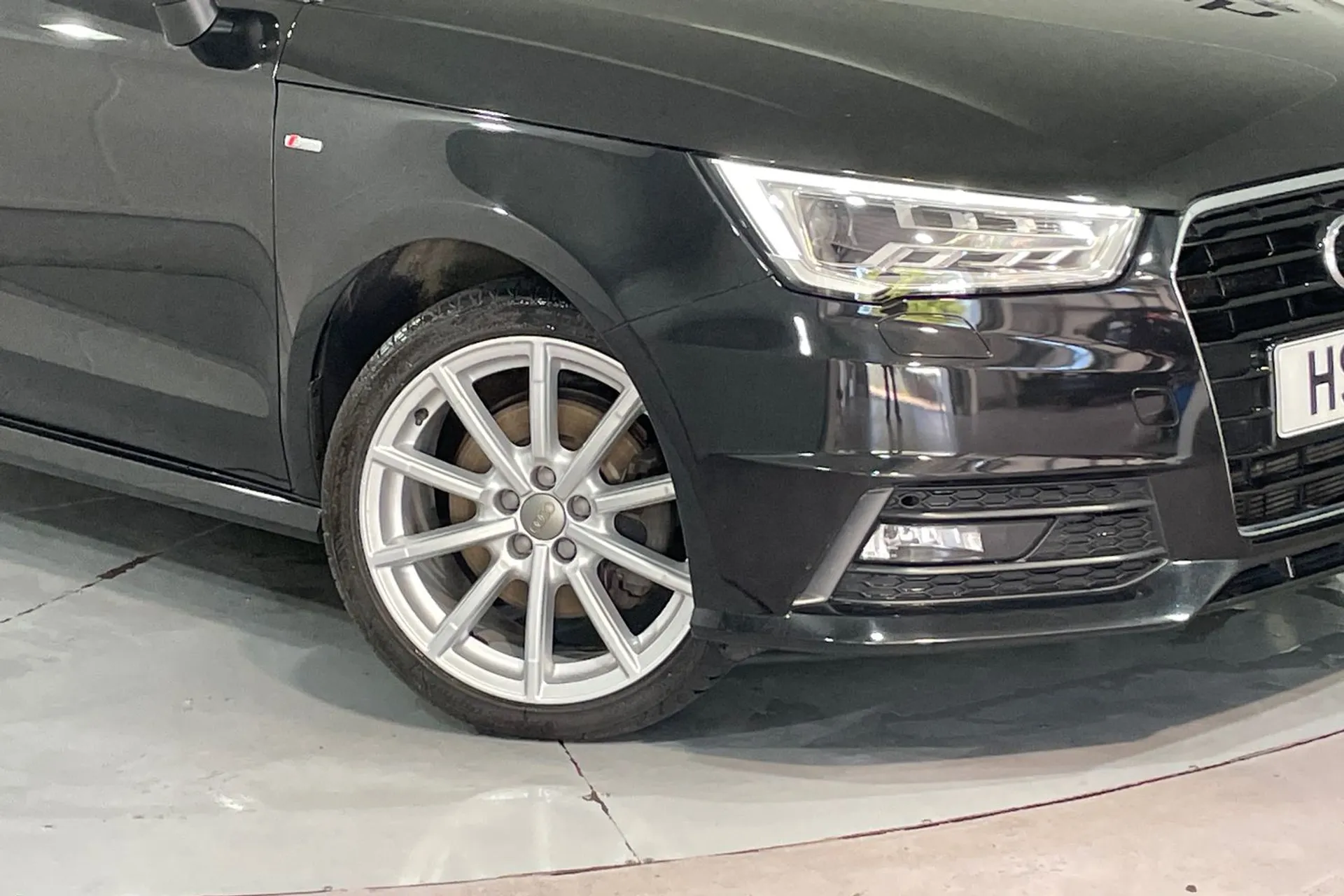 Audi A1 thumbnail image number 10