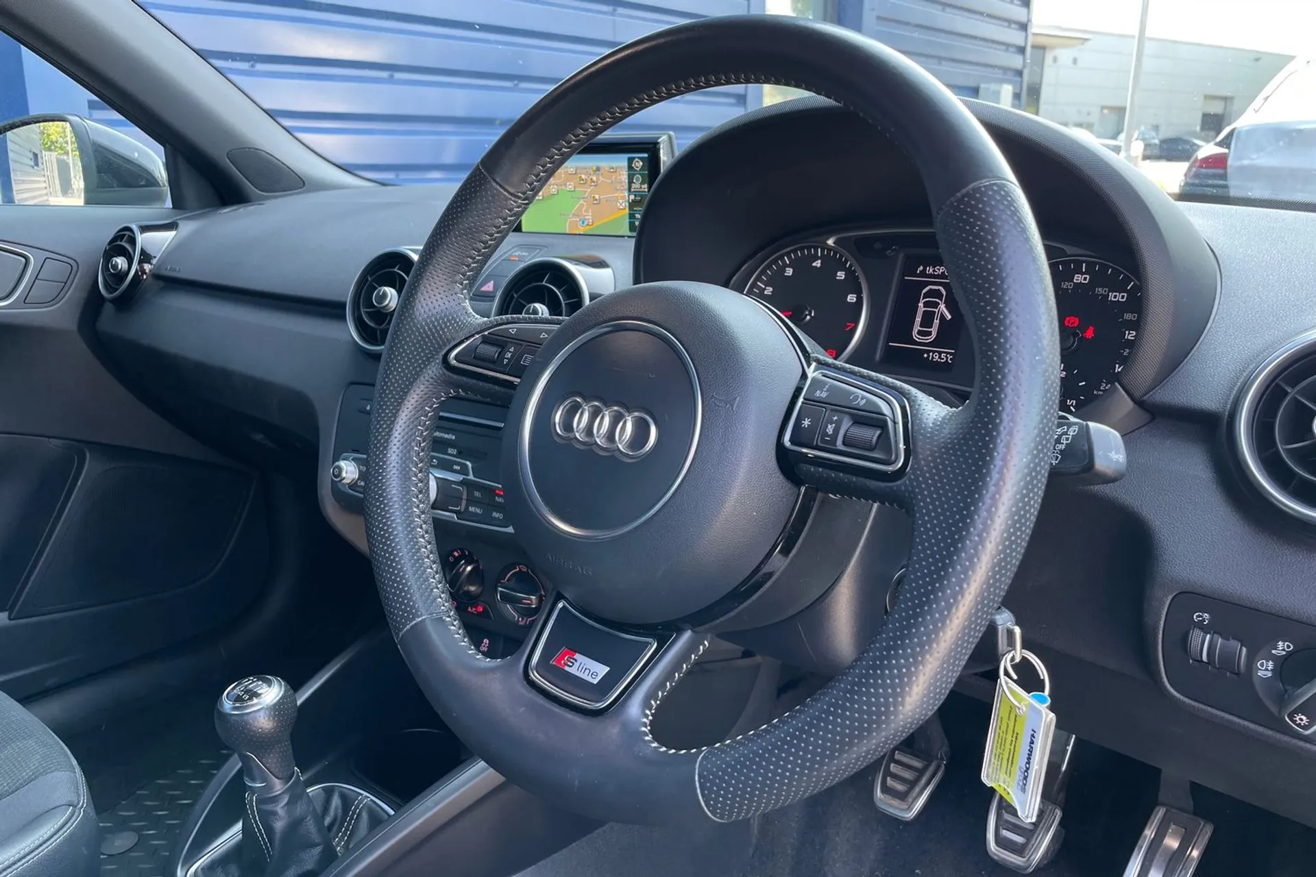 Audi A1 thumbnail image number 25
