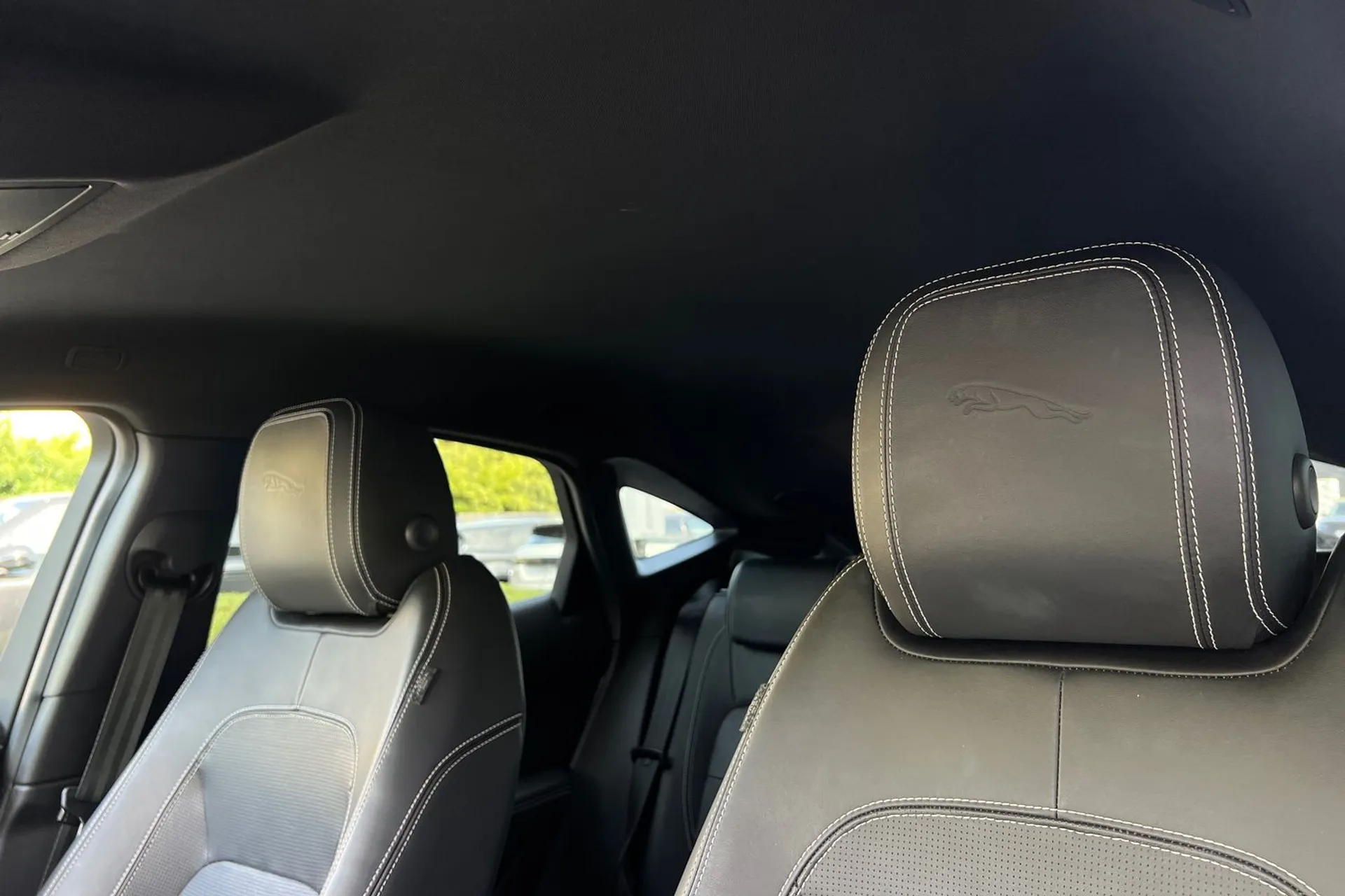 Jaguar E-PACE thumbnail image number 6