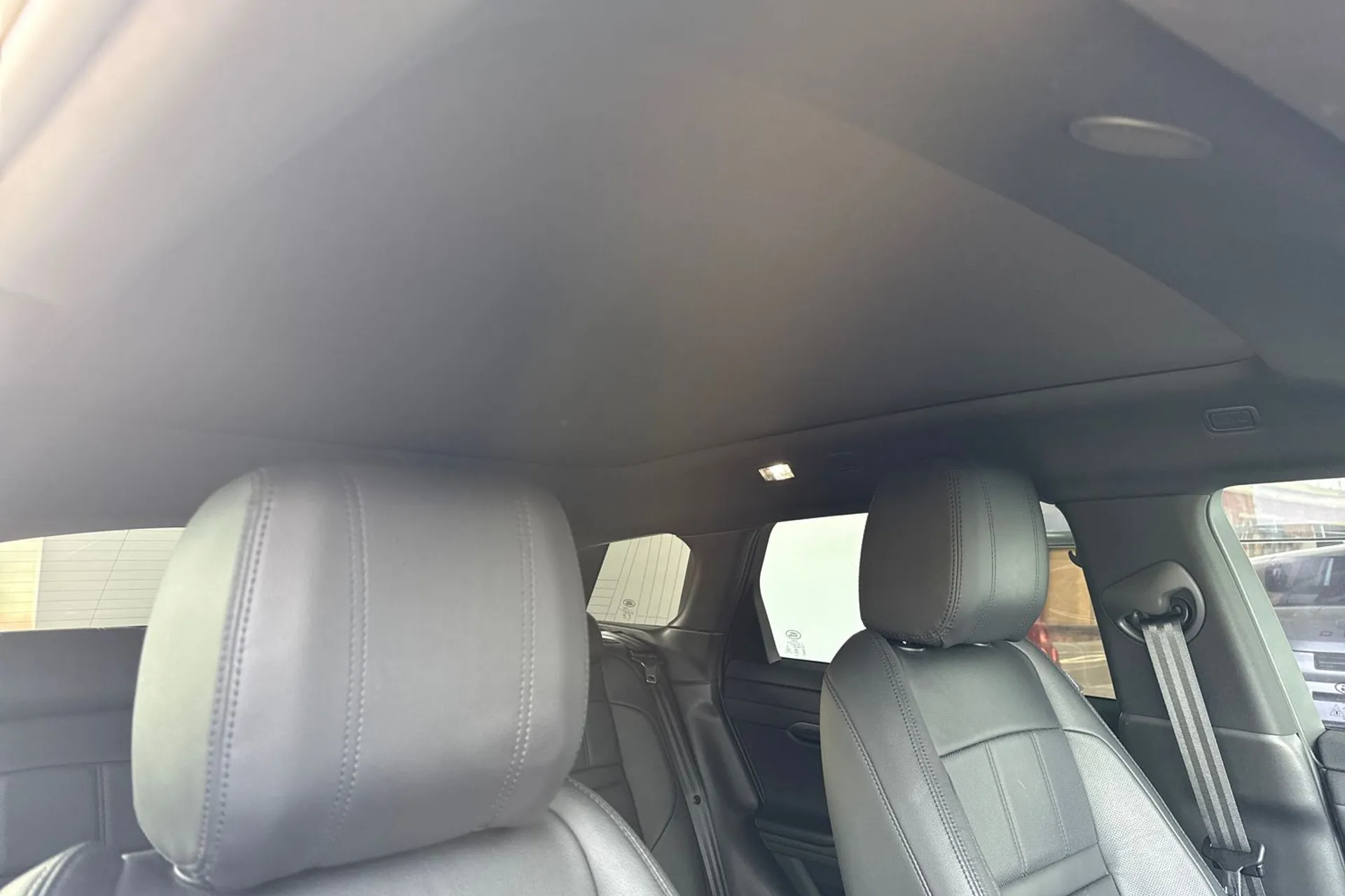 LAND ROVER RANGE ROVER EVOQUE thumbnail image number 8