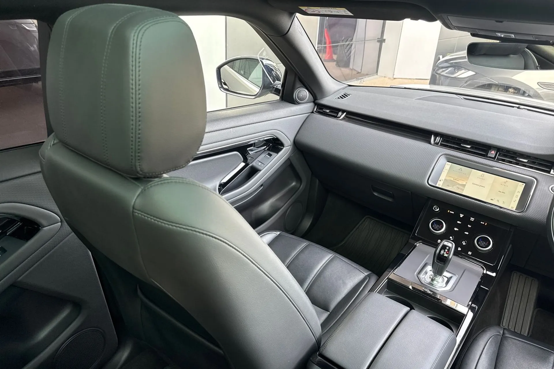 LAND ROVER RANGE ROVER EVOQUE thumbnail image number 41