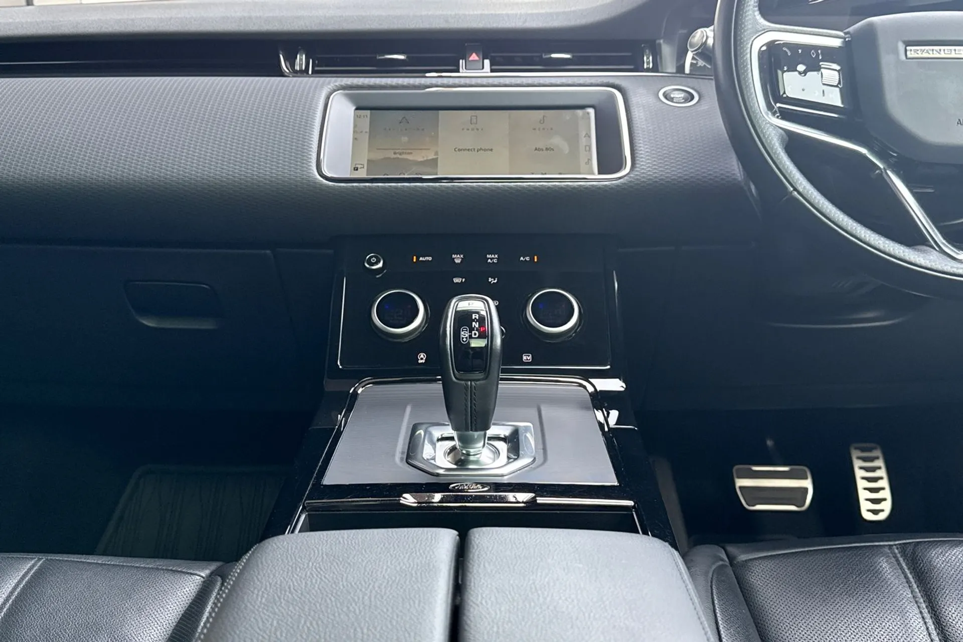 LAND ROVER RANGE ROVER EVOQUE thumbnail image number 44